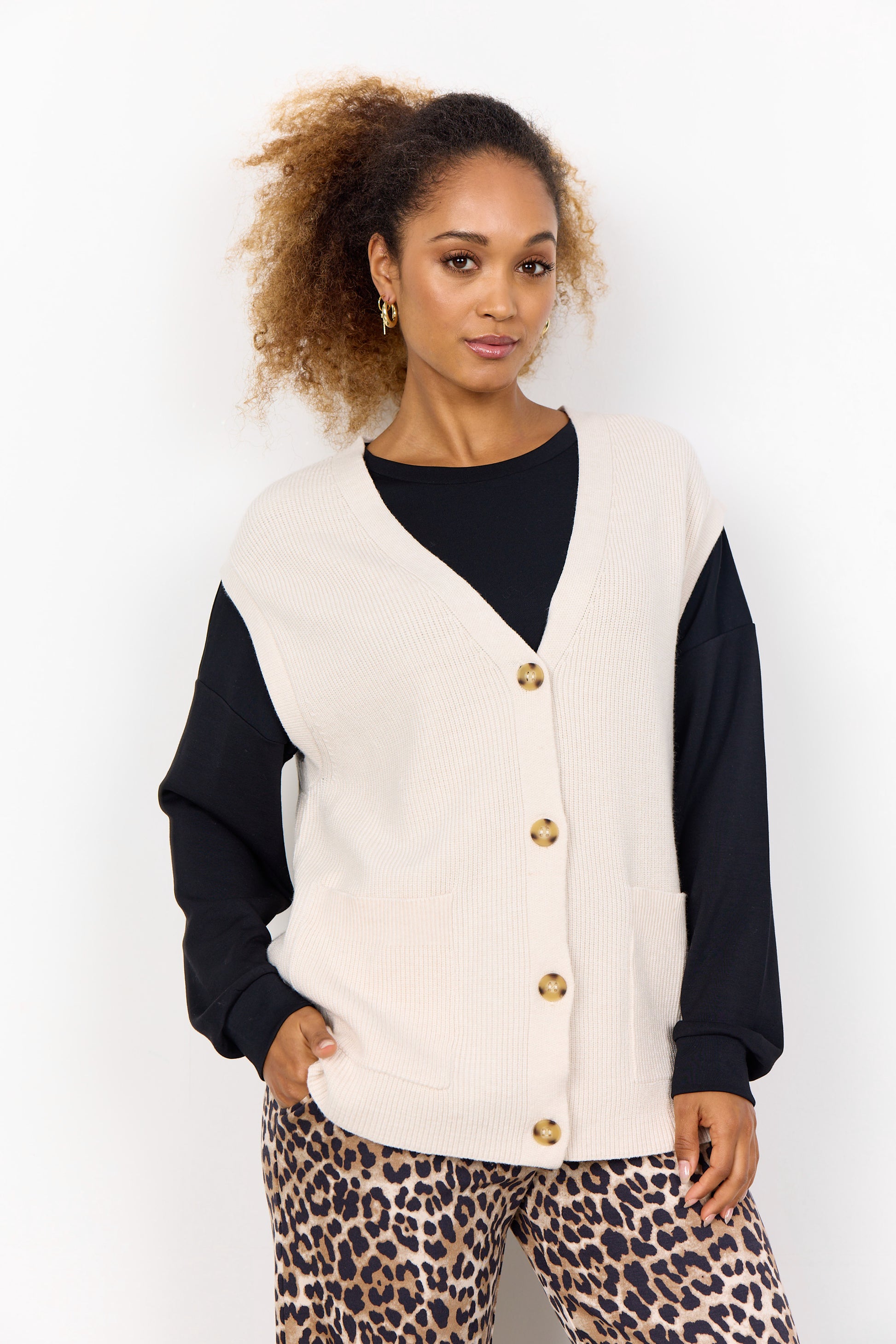 Soya Concept Kanita 18 Knitted Waistcoat-White finn