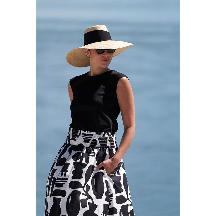 Foil Skirted Ahead Skirt Printed Chalice-White finn