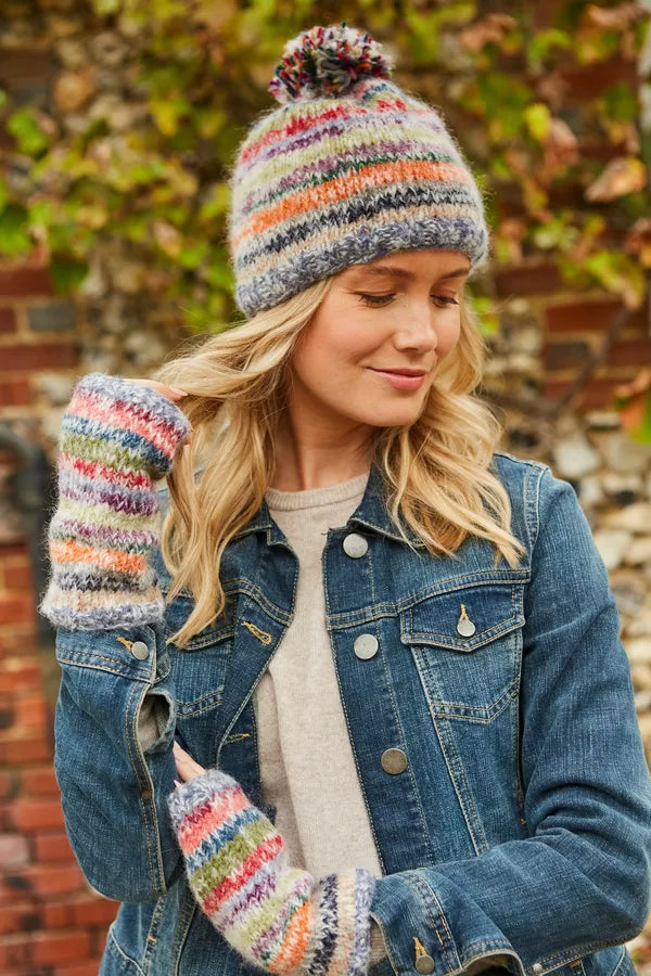 Pachamama Coroico Bobble Beanie-Hat-White finn