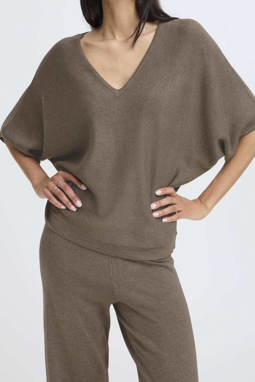 B.young Bymmorla v-neck short sleeve top-b.young-White finn
