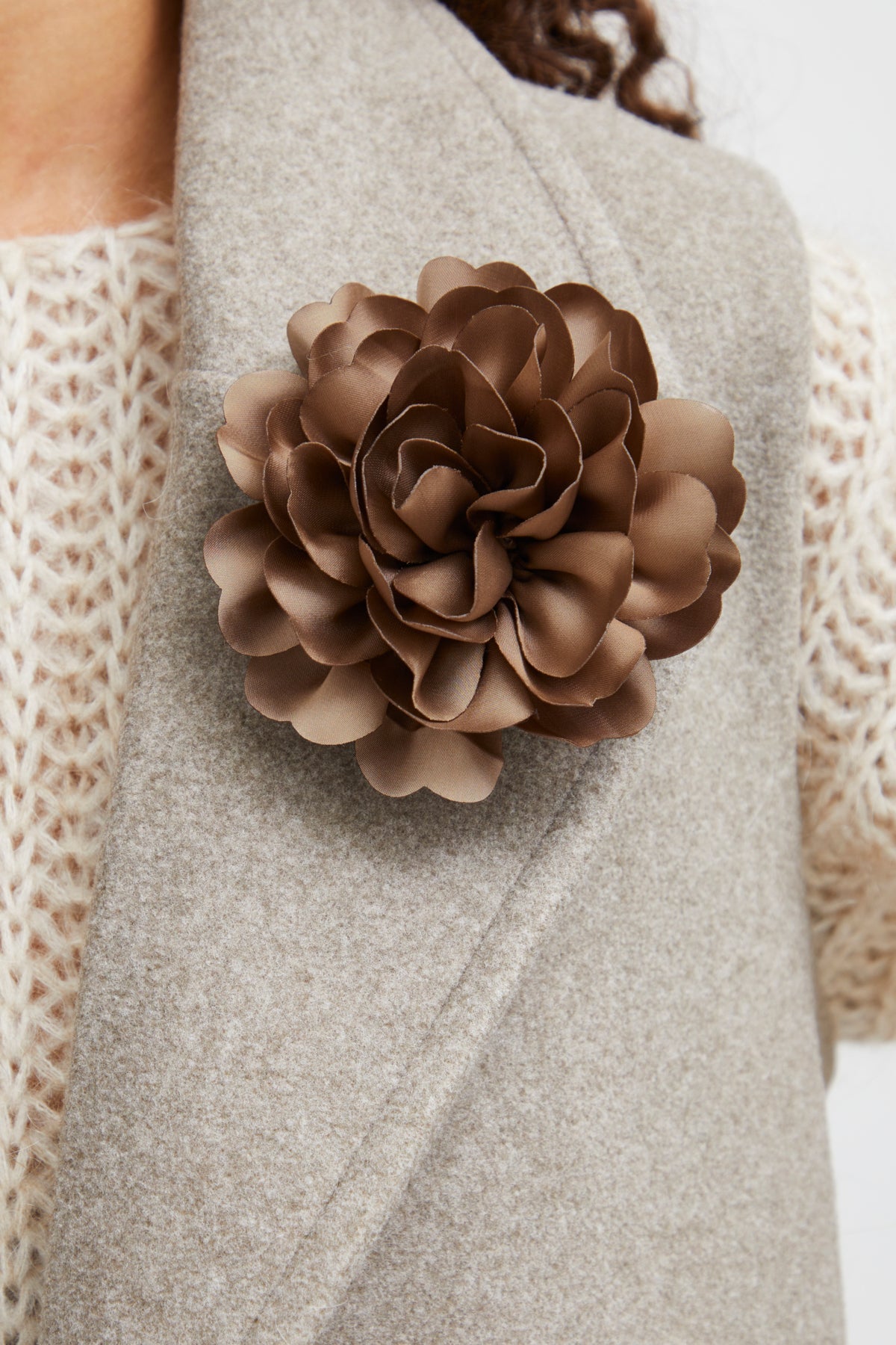 B.young Velse Flower-Accessories-White finn