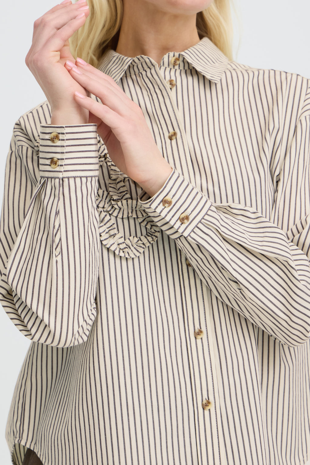 B.young BYJESIO Frill Detail Shirt