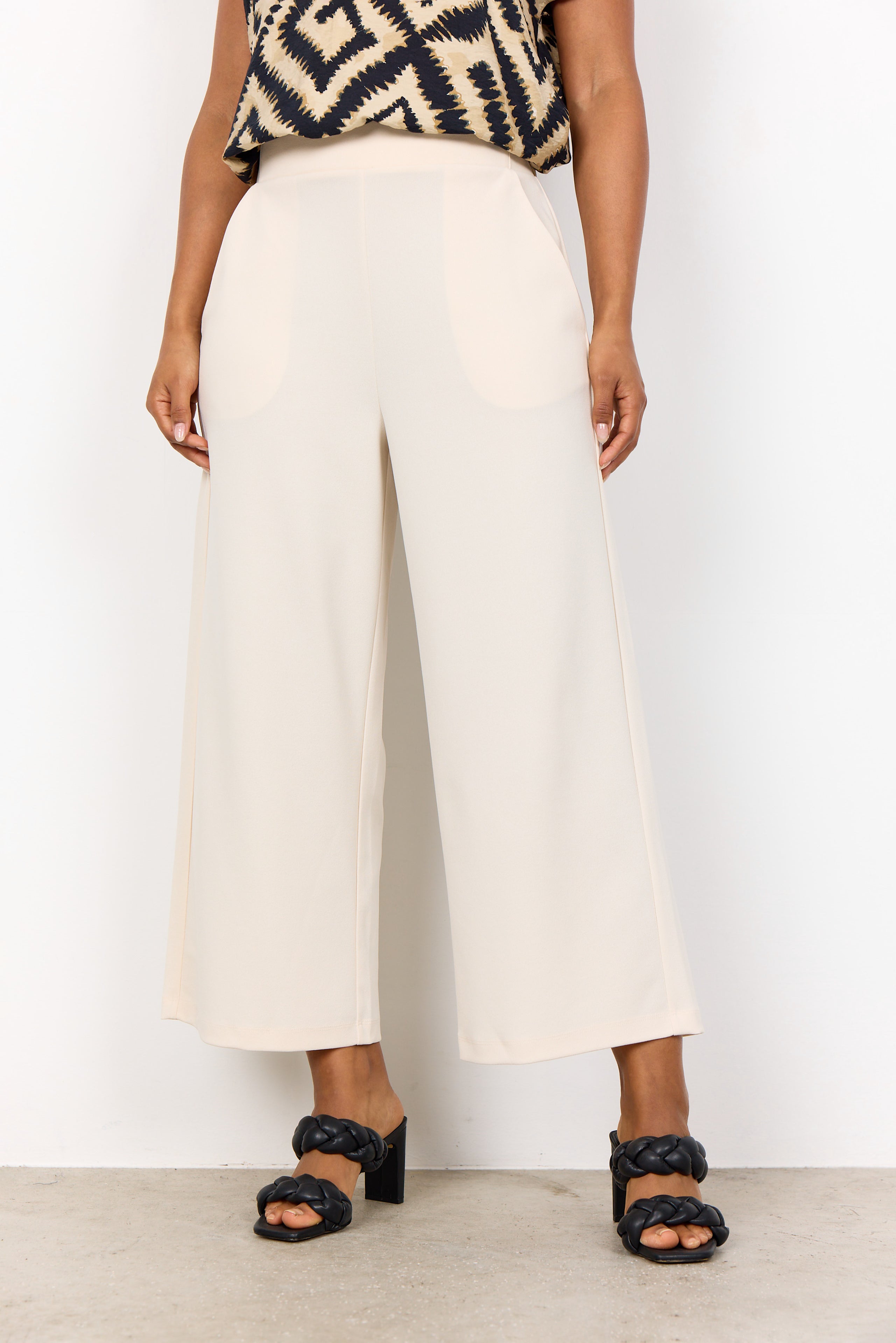 Soya Concept Siham 36 Trousers-Trousers-White finn