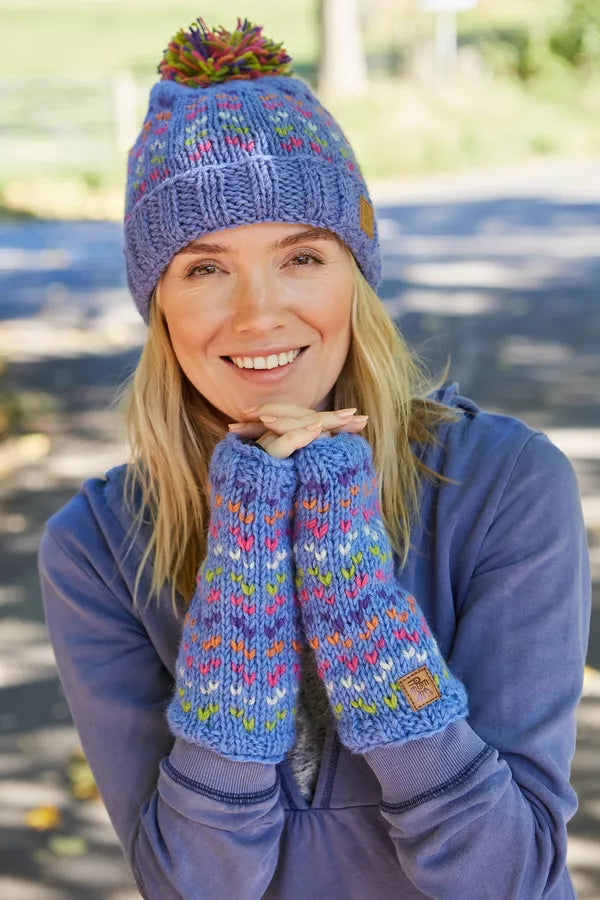 Pachamama Andorra Bobble Beanie Bluebell-Accessories-White finn