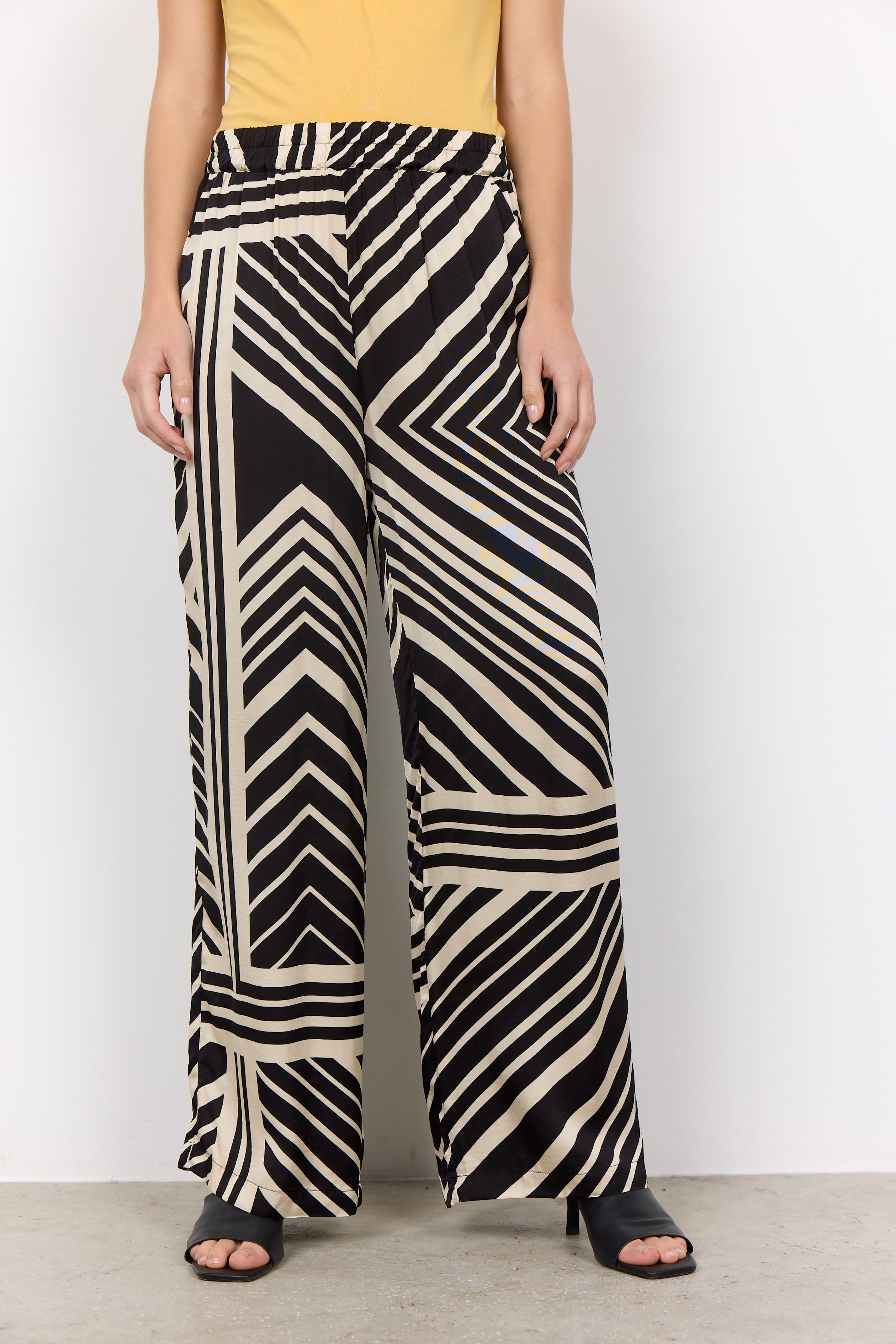 Soya Concept Faro 3-C Trousers-Pants-White finn