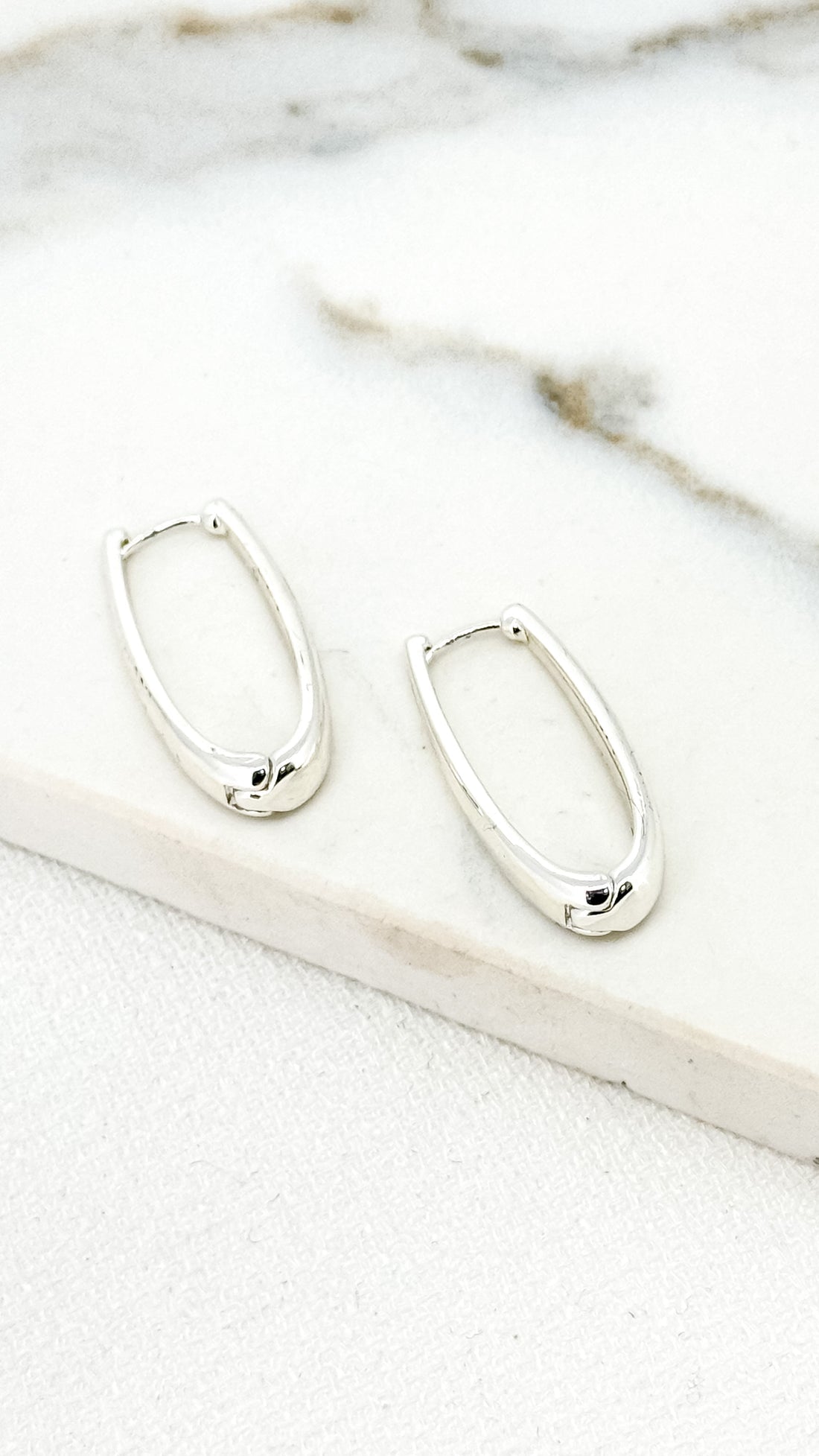 Earrings 4083-Earrings-White finn