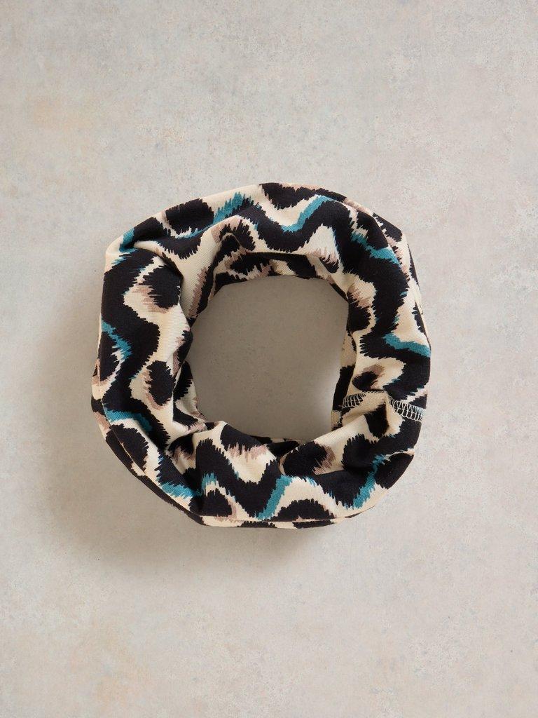 White Stuff Versatile Jersey neck Roll scarf-White finn