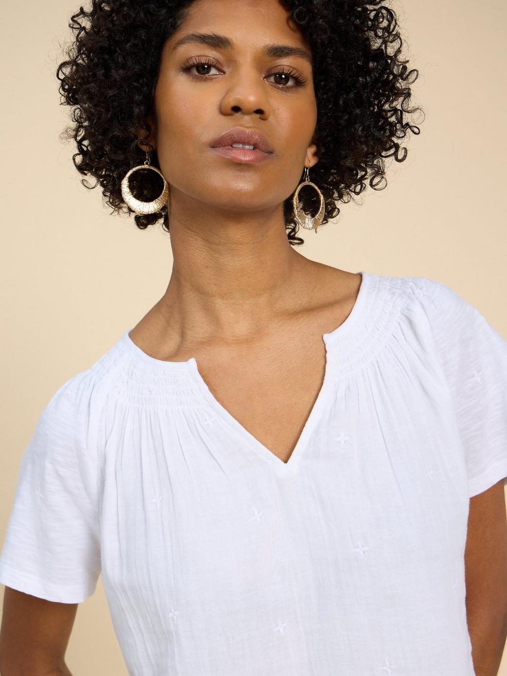 White Stuff Luella Notch Neck Emb Top-White finn