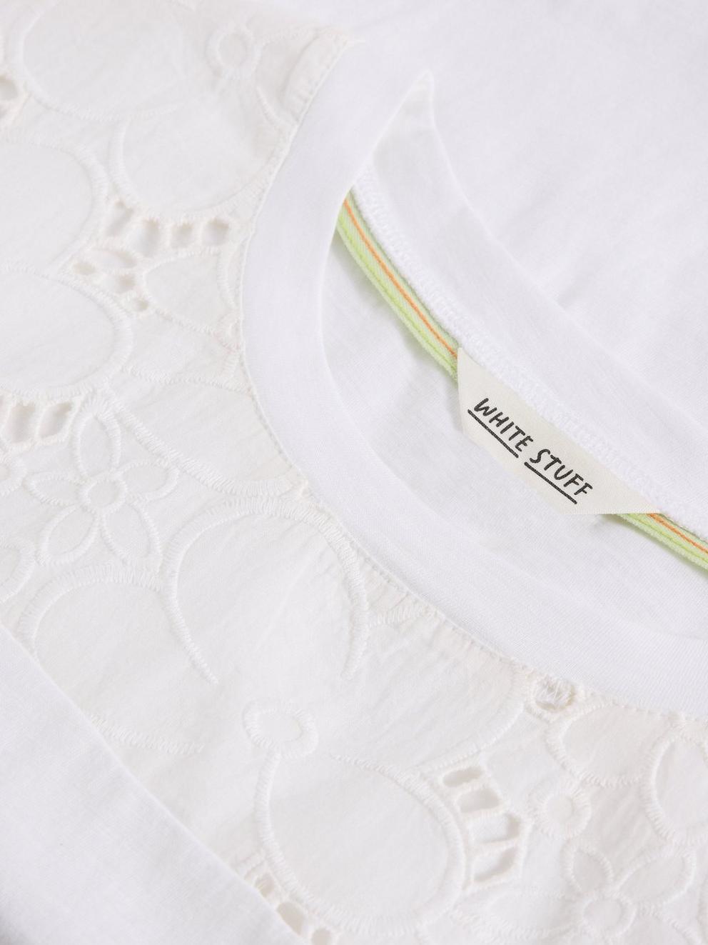 White Stuff Thea Brodrie Tee-White finn