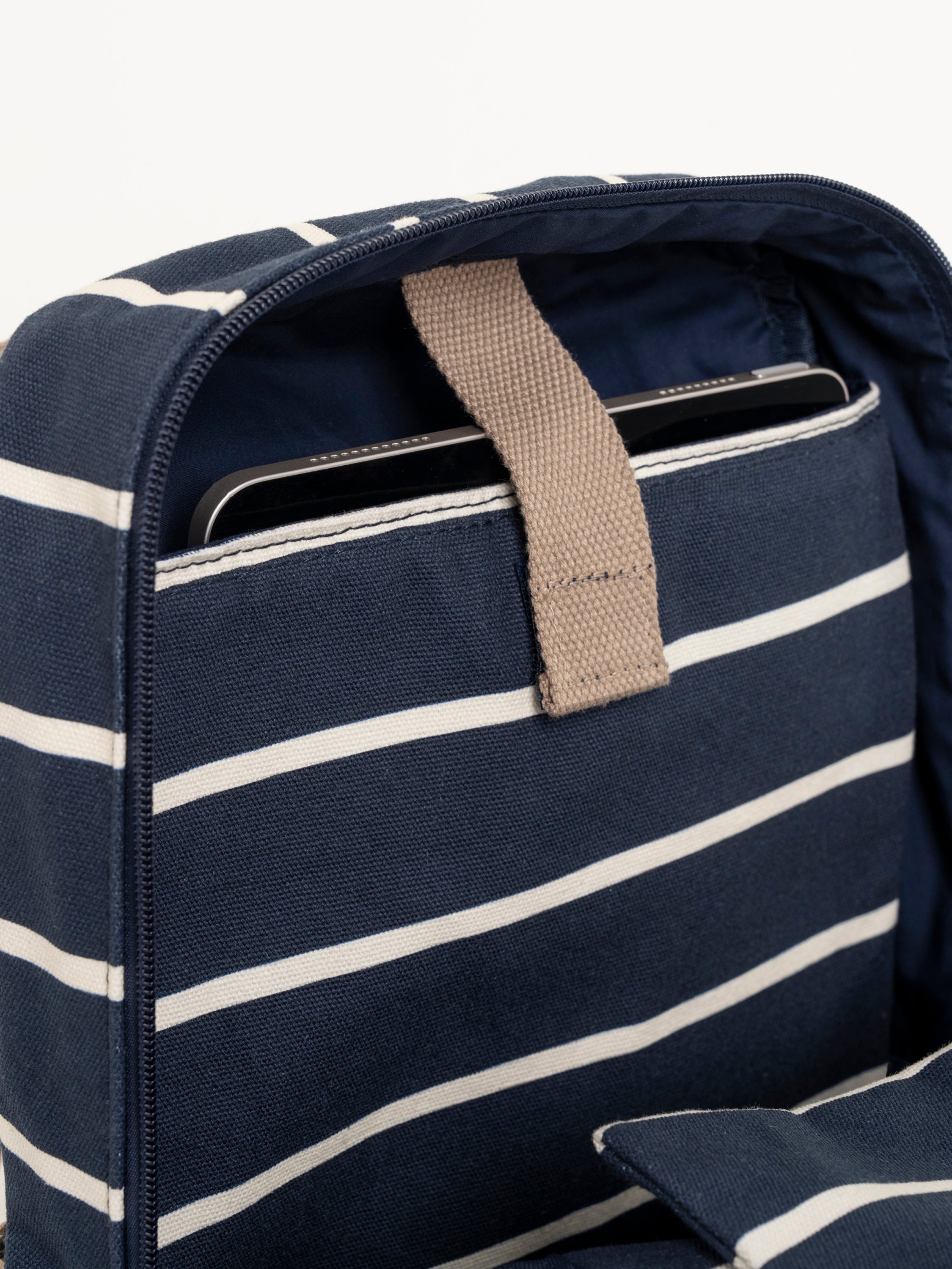 Brakeburn Classic Backpack-Brakeburn-White finn