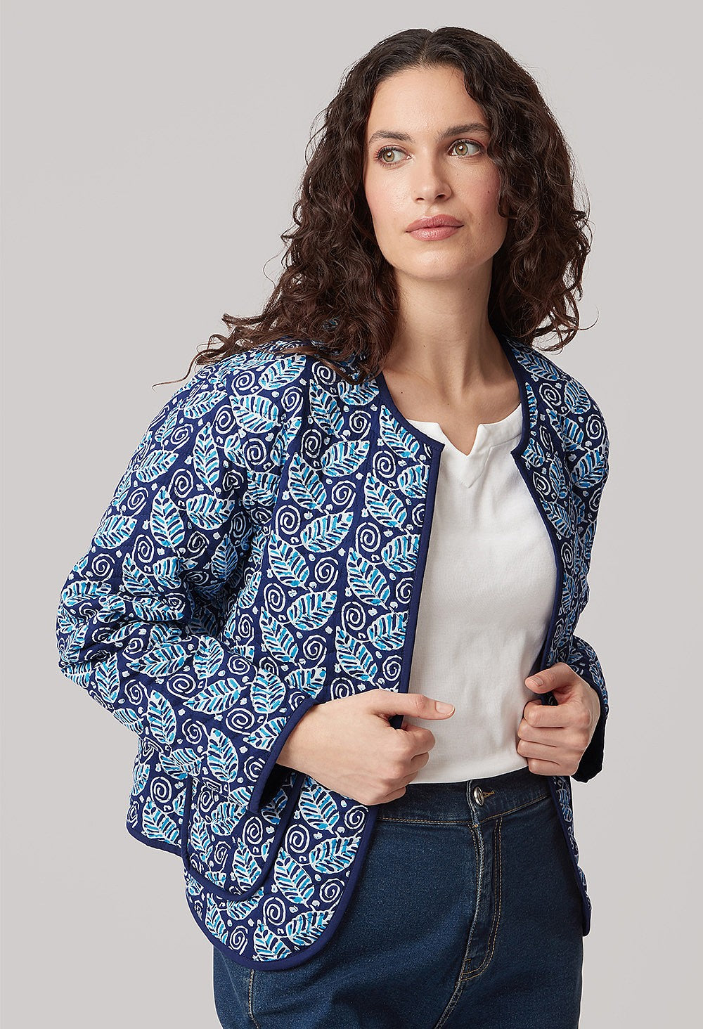 Adini Aisha Reversible Jacket-White finn