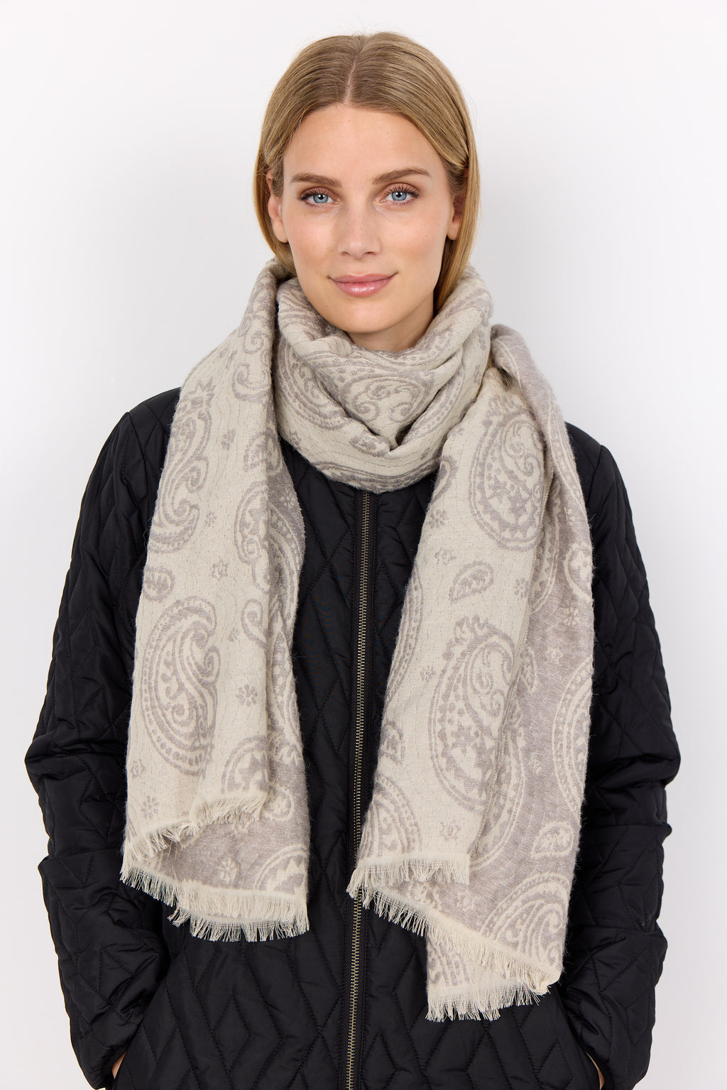 Soya Concept Ingelise Scarf-White finn