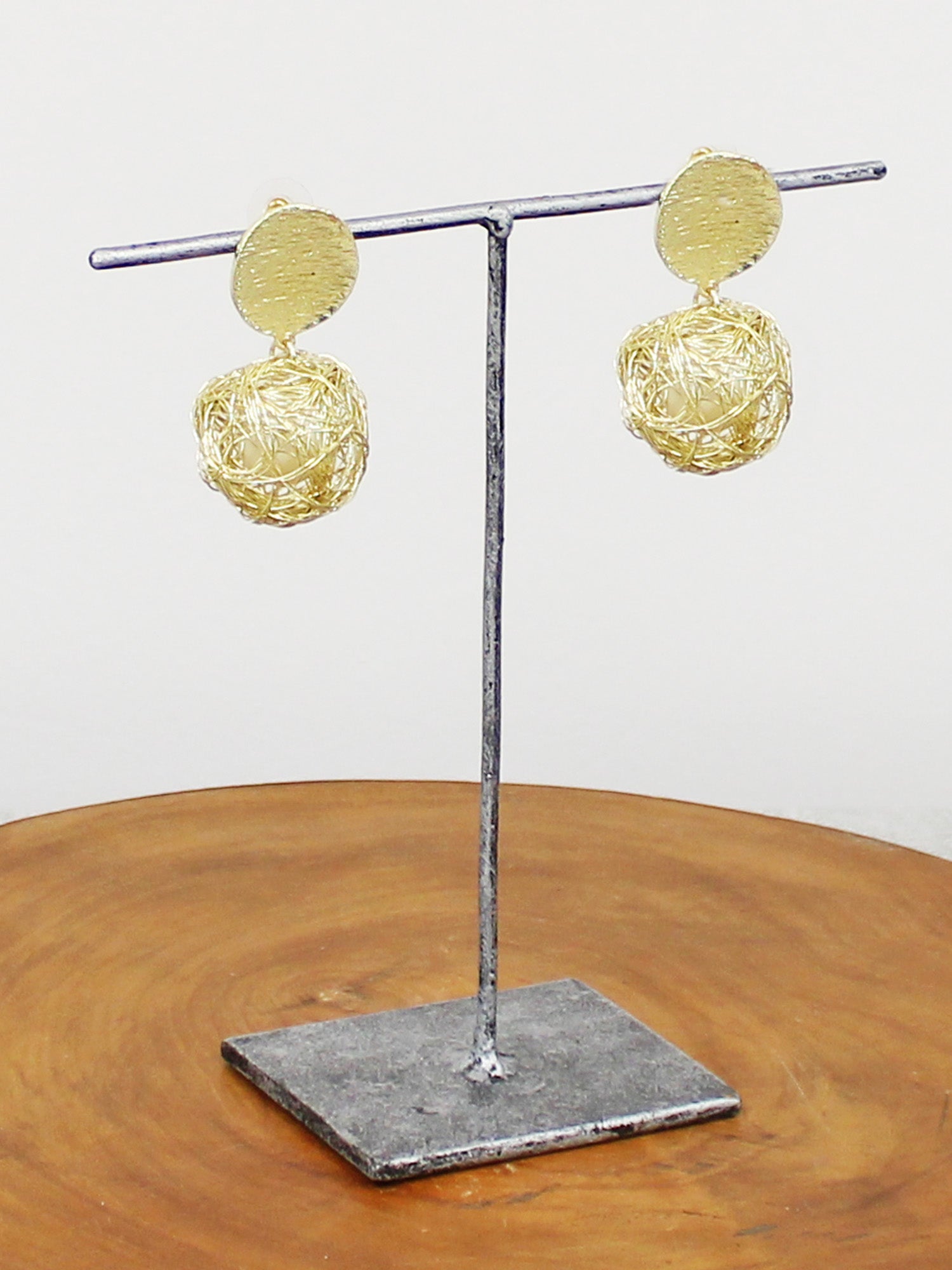 Suzie Blue Mesh Ball Earrings AR1502-White finn