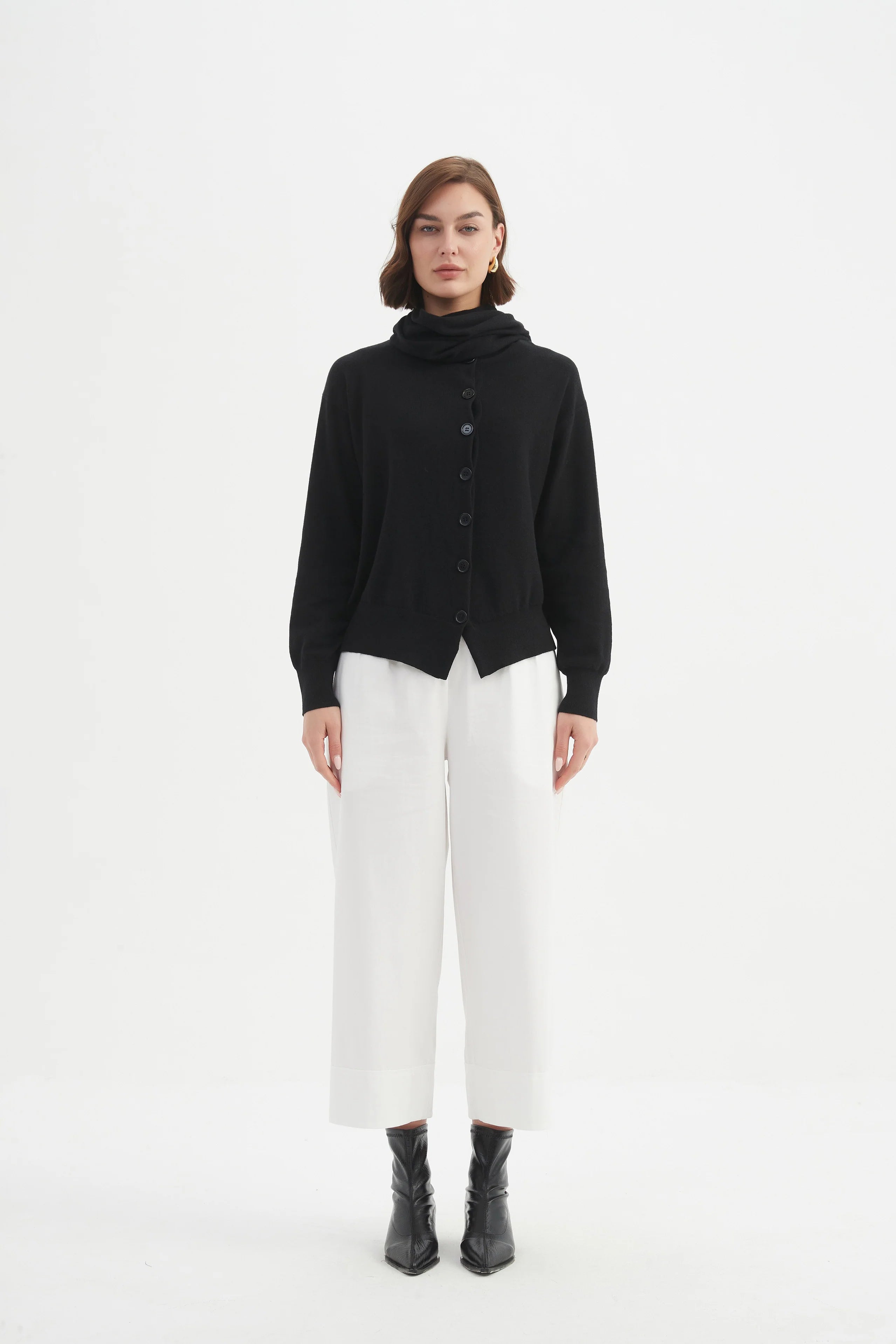 Tirelli Wrap Collar Cardigan-Cardigan-White finn