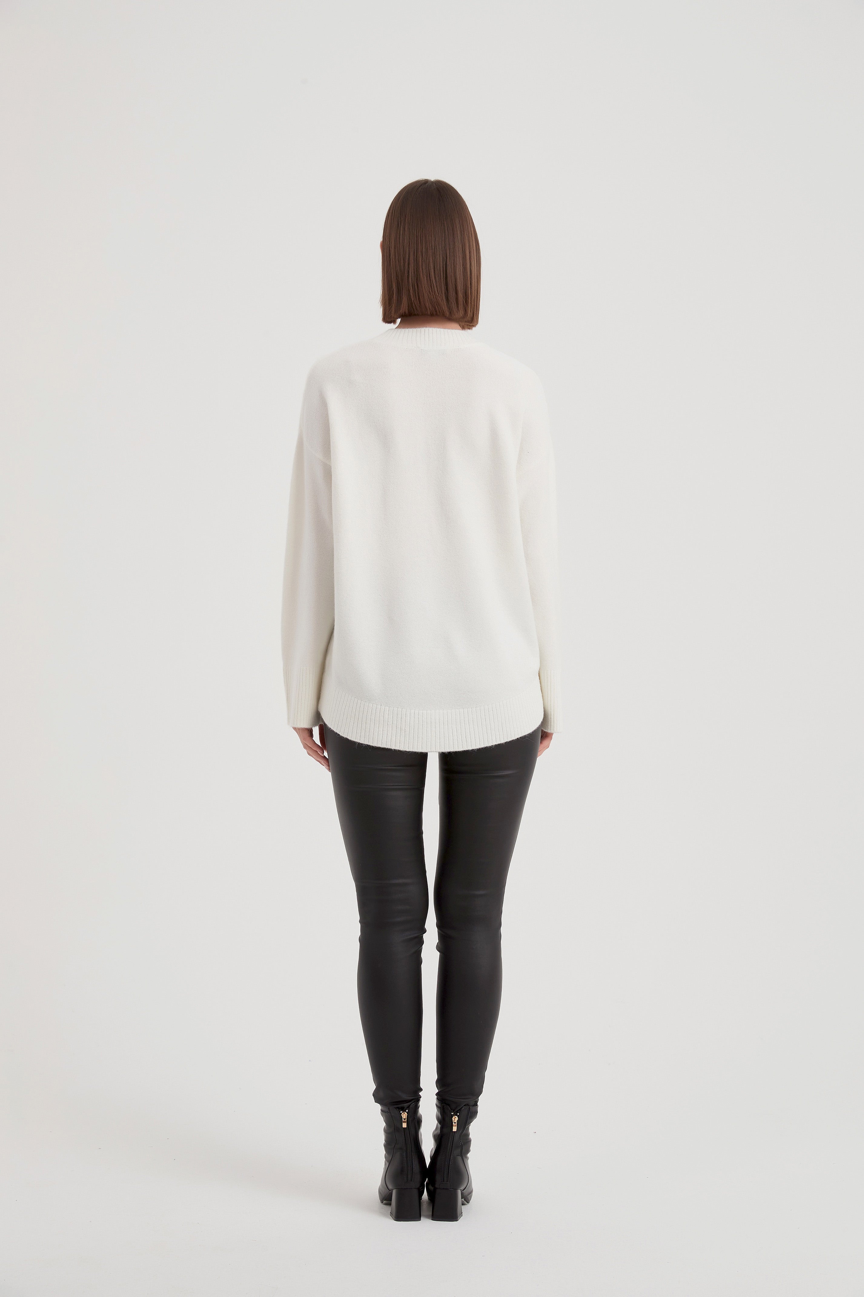 Tirelli Basic Knit Sweater-Knitwear-White finn