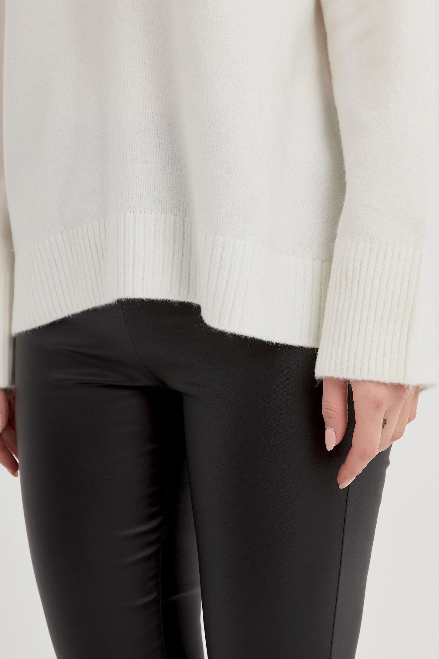 Tirelli Basic Knit Sweater