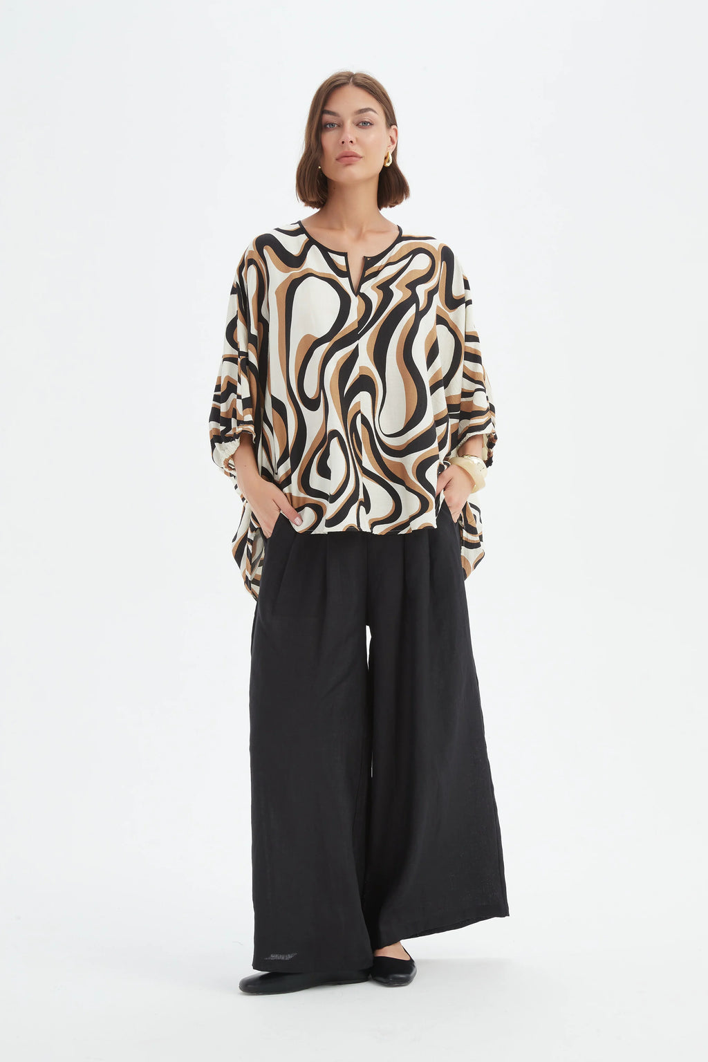 Tirelli Notch Neck Print Top - Caramel-Tirelli-White finn