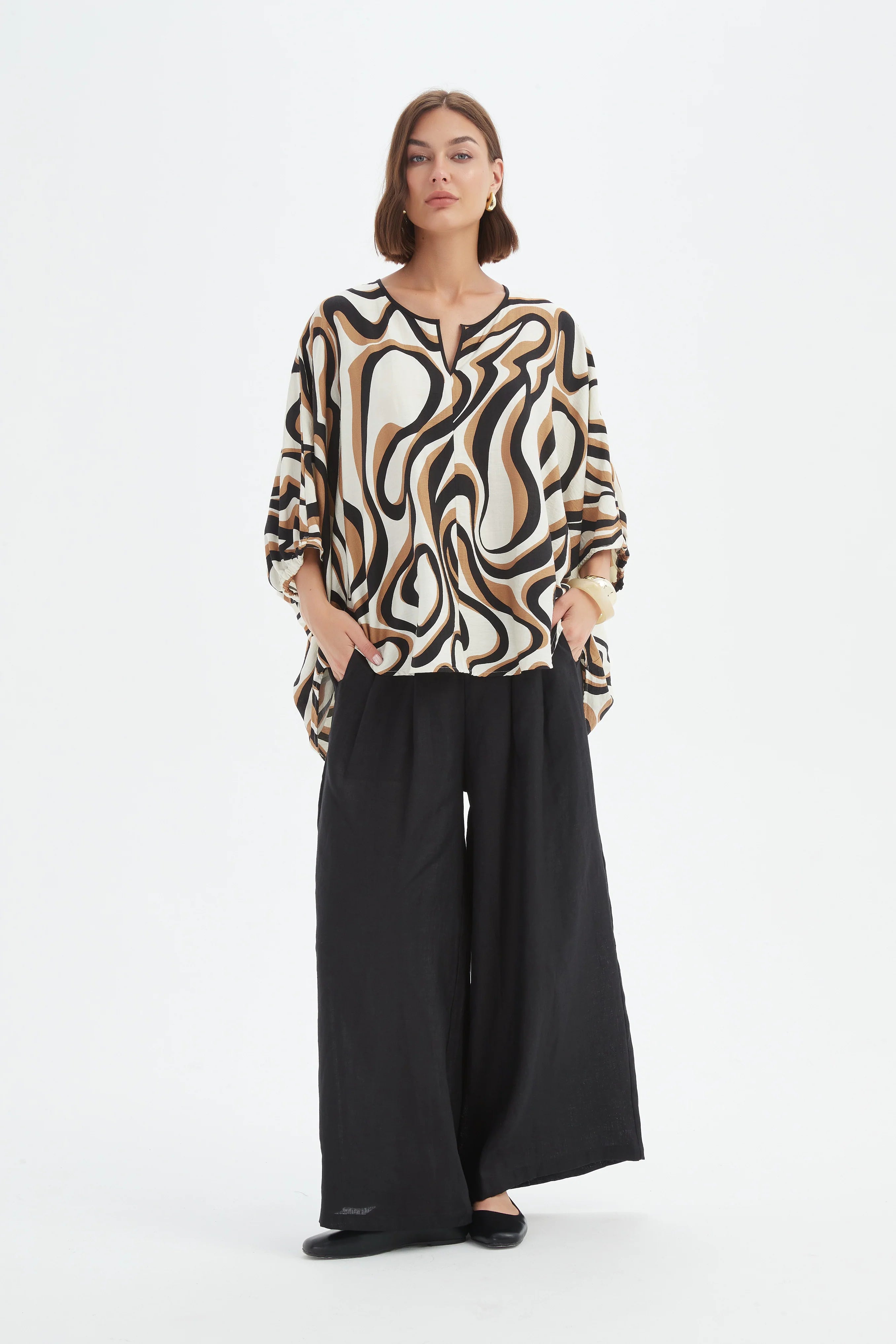 Tirelli Notch Neck Print Top - Caramel-Tirelli-White finn