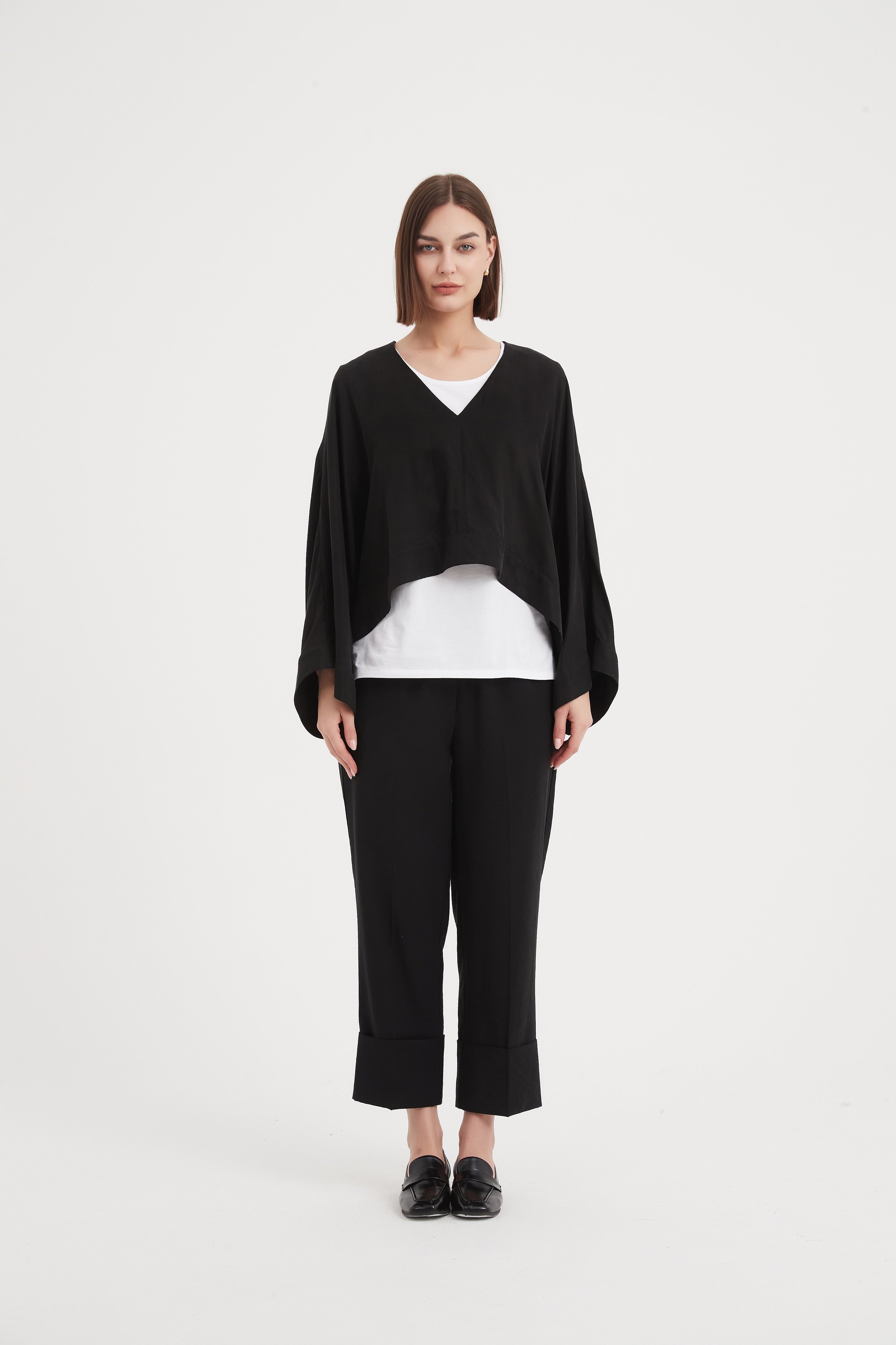 Tirelli V-Neck Oversized Layer Top-Tops-White finn