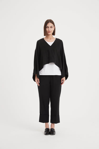 Tirelli V-Neck Oversized Layer Top