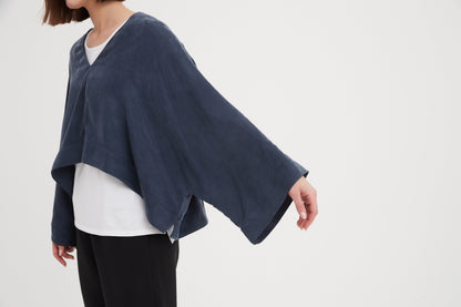 Tirelli V-Neck Oversized Layer Top