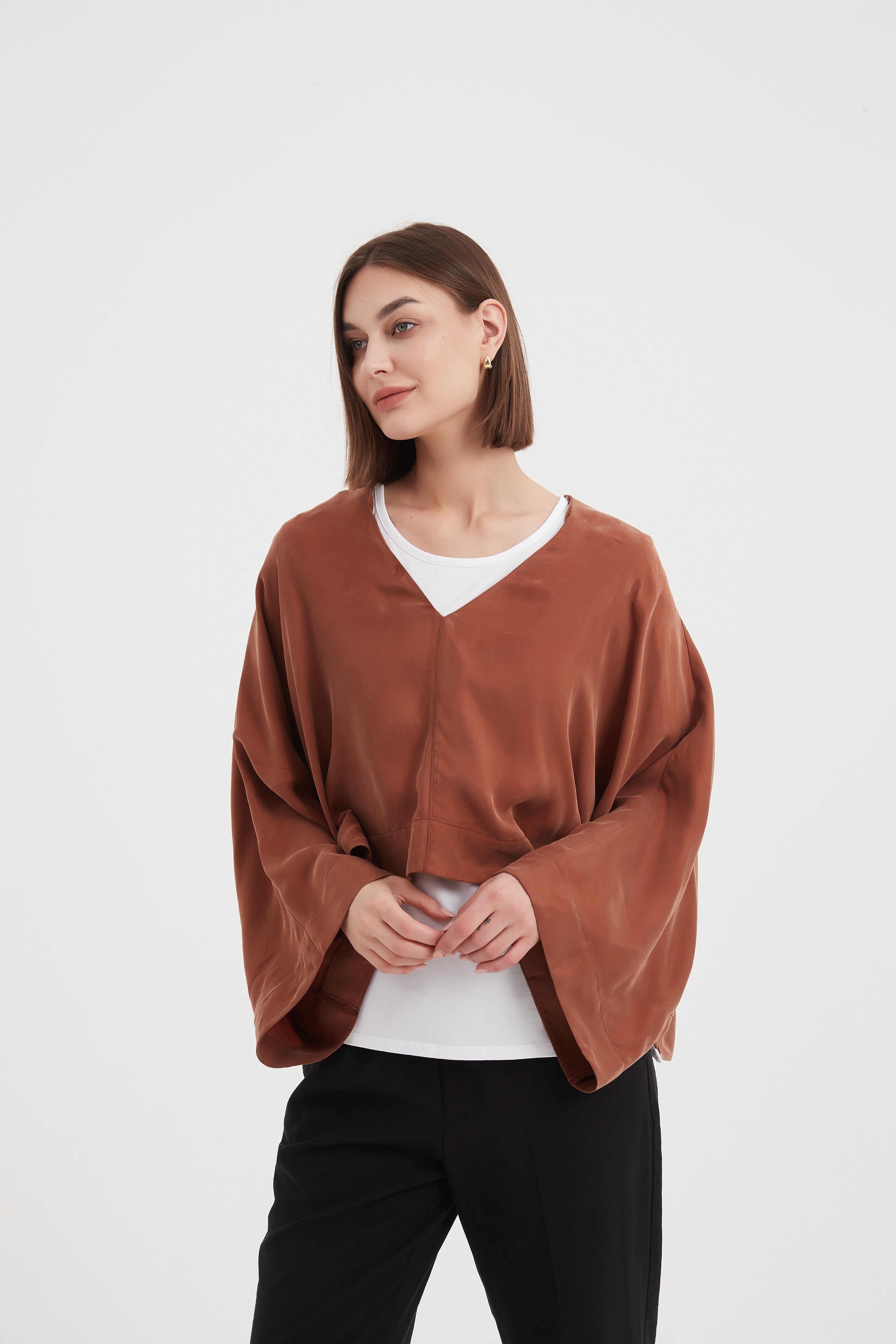 Tirelli V-Neck Oversized Layer Top-Tops-White finn