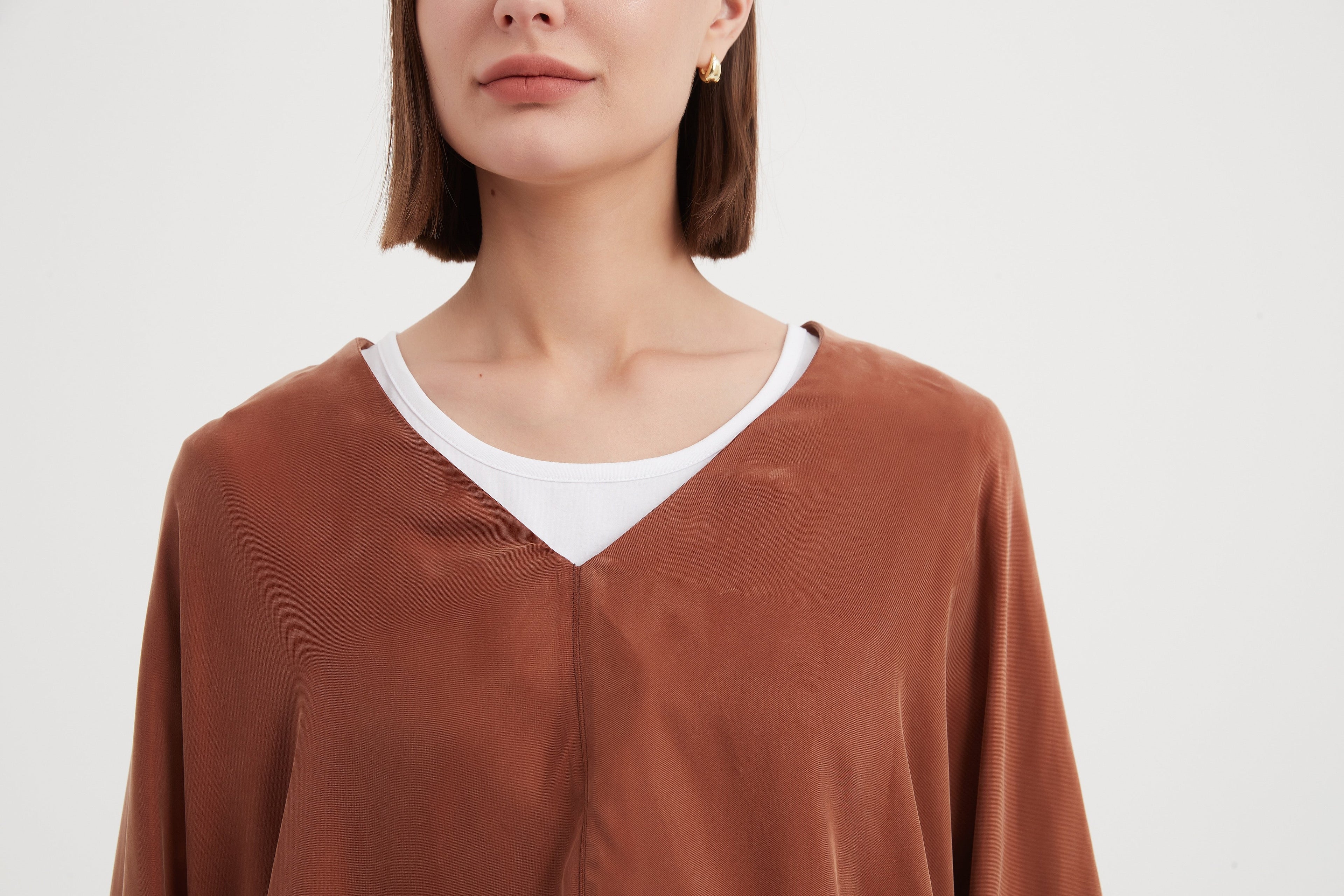 Tirelli V-Neck Oversized Layer Top-Tops-White finn