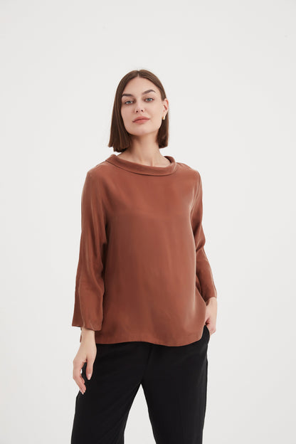 Tirelli  Sleeve Mock Neck Top