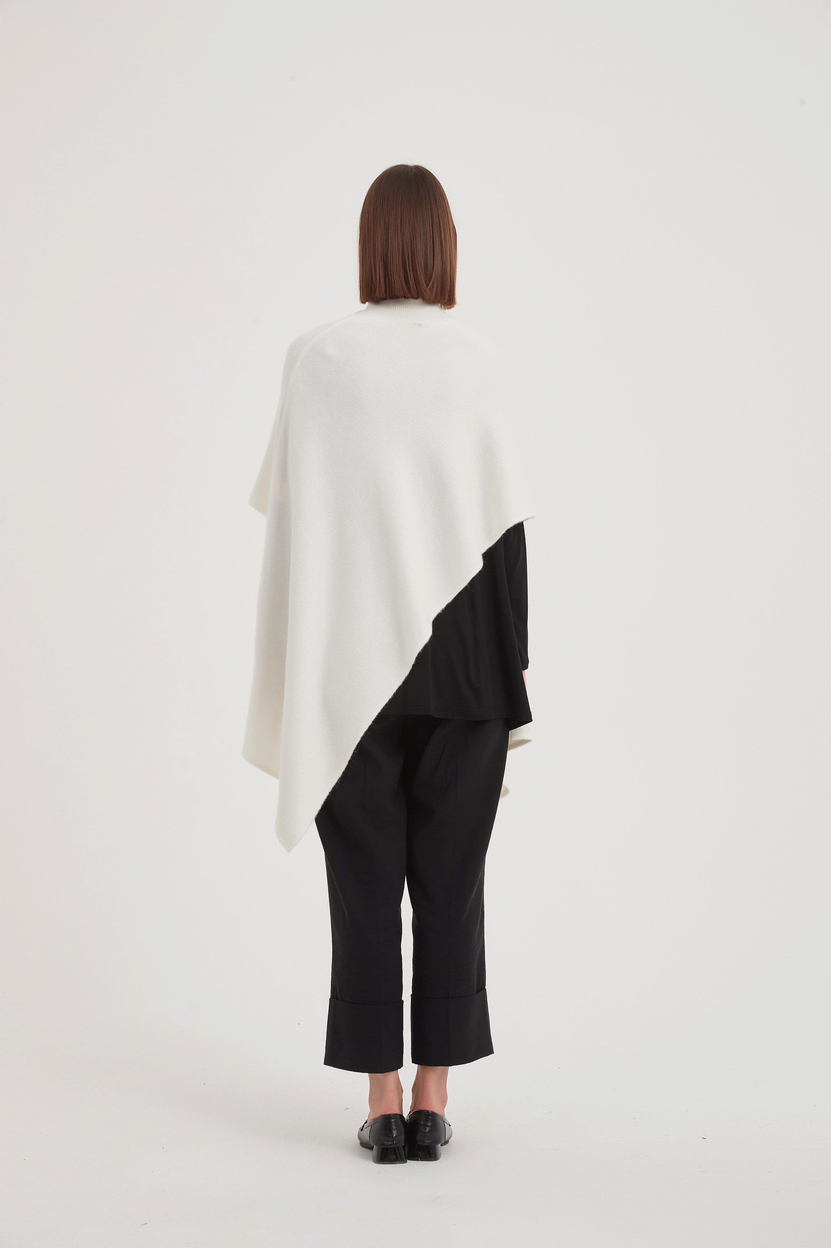 Tirelli Button Detail Asymmetric Poncho-Tops-White finn