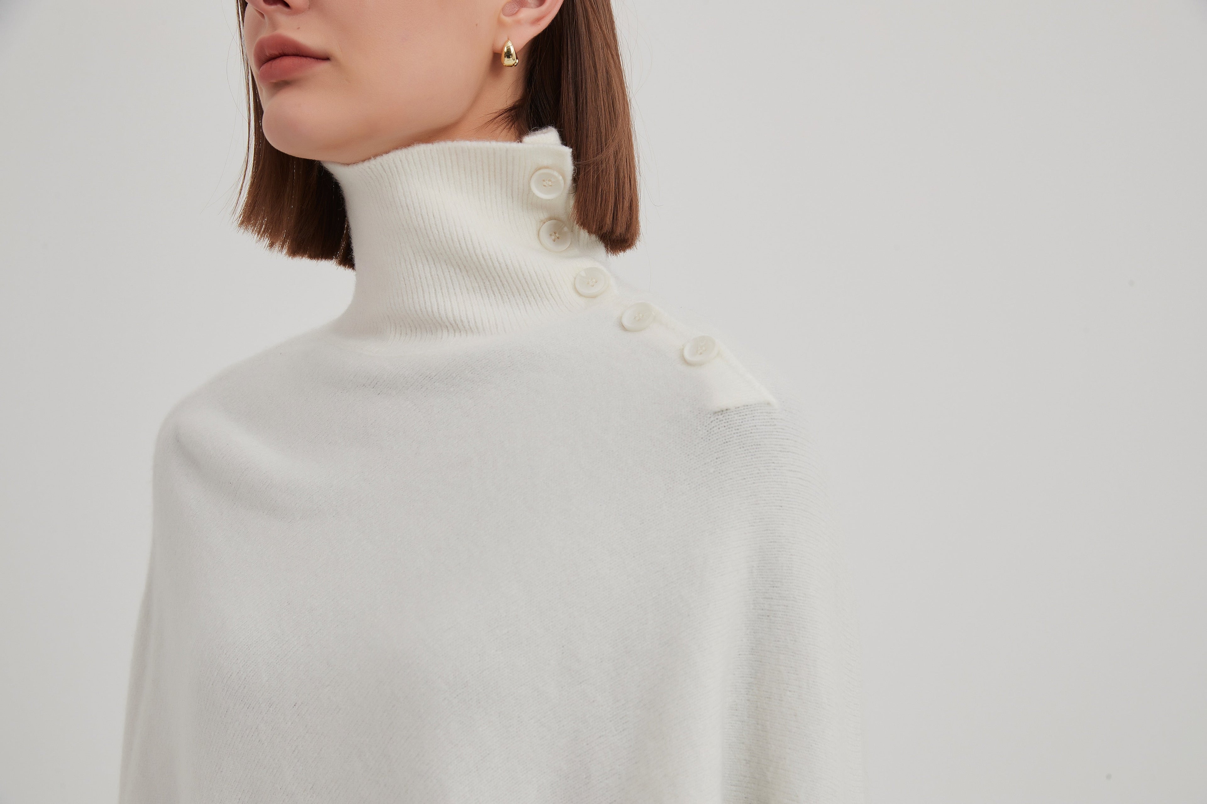 Tirelli Button Detail Asymmetric Poncho-Tops-White finn