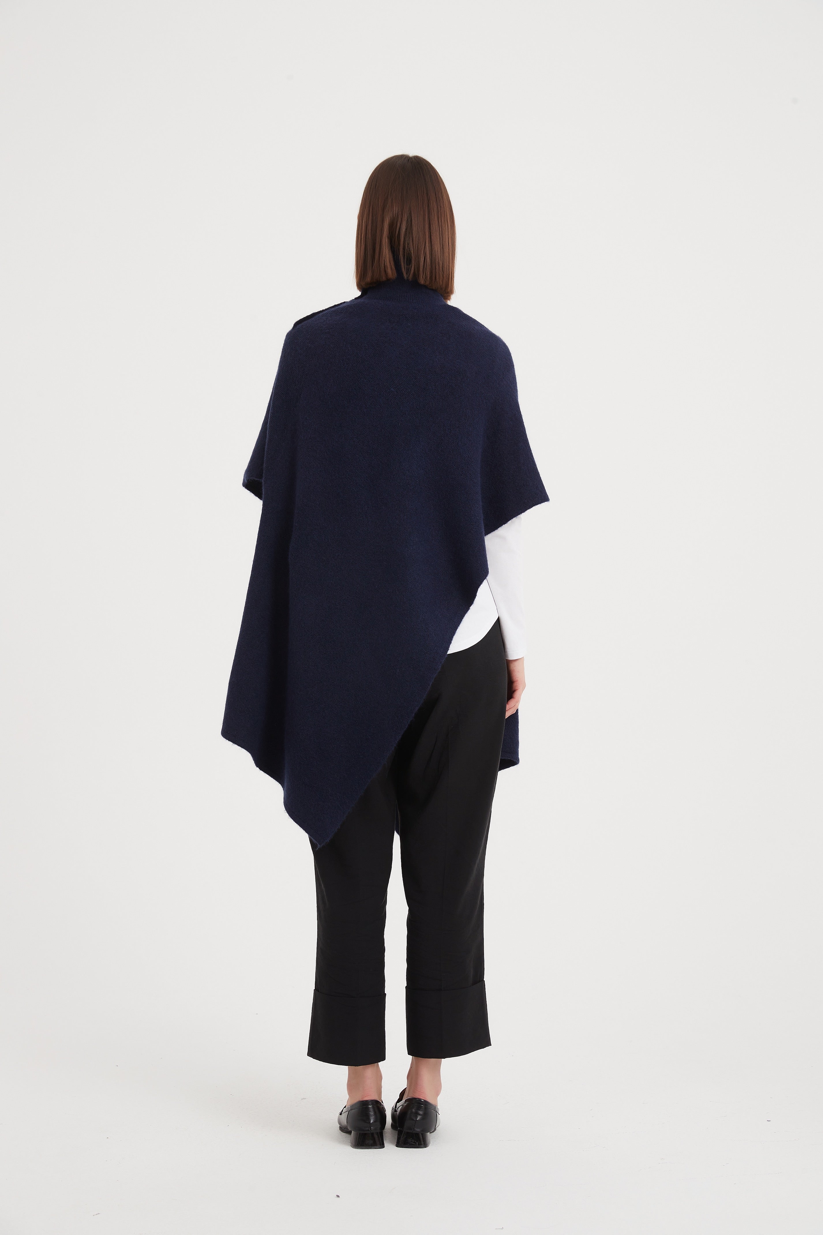 Tirelli Button Detail Asymmetric Poncho-Tops-White finn