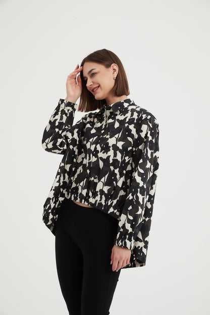 Tirelli Elastic Front Hem Print Shirt