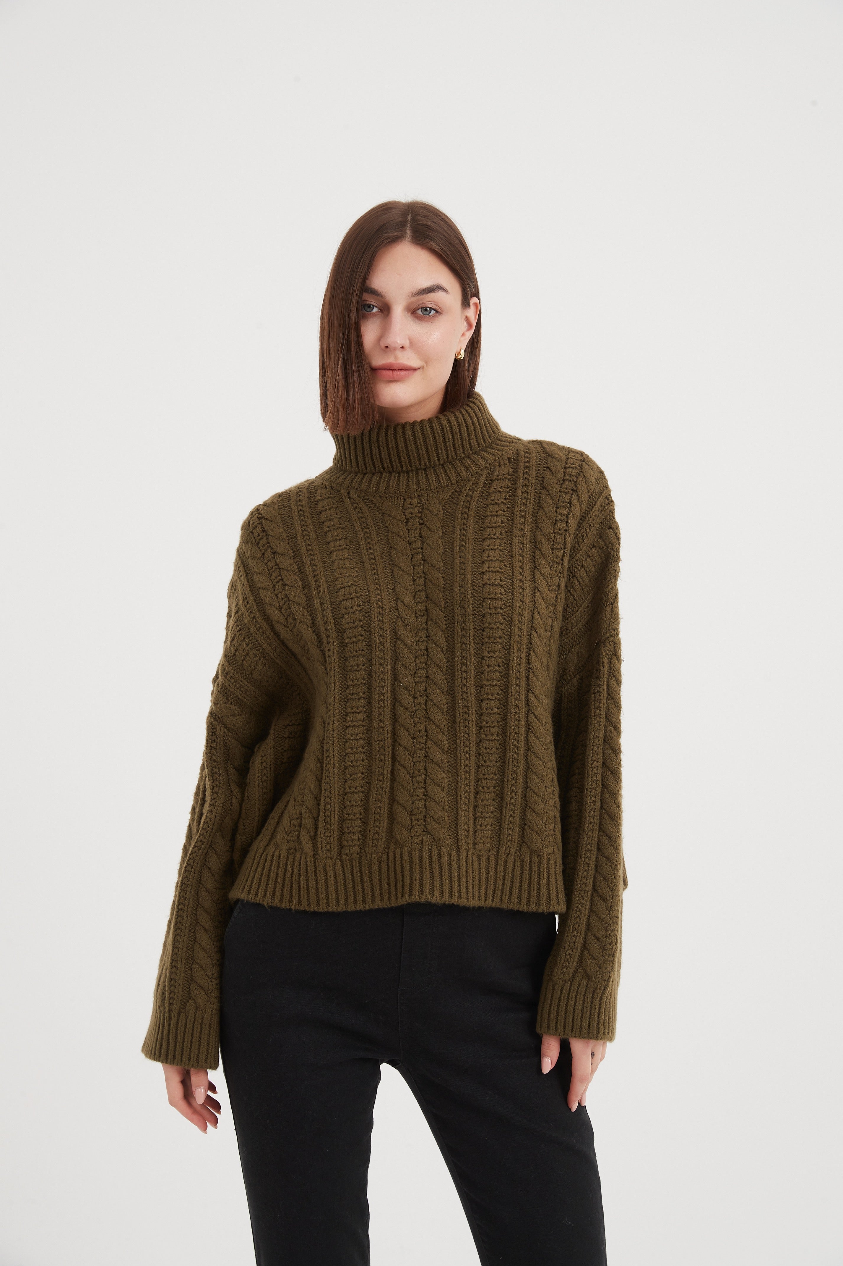Tirelli Chunky Cable Oversized Knit-Knitwear-White finn