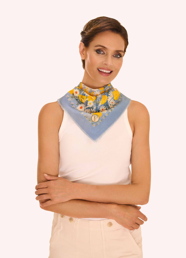Powder Cotton Bandana - Marvelous Meadow - Powder Blue-White finn