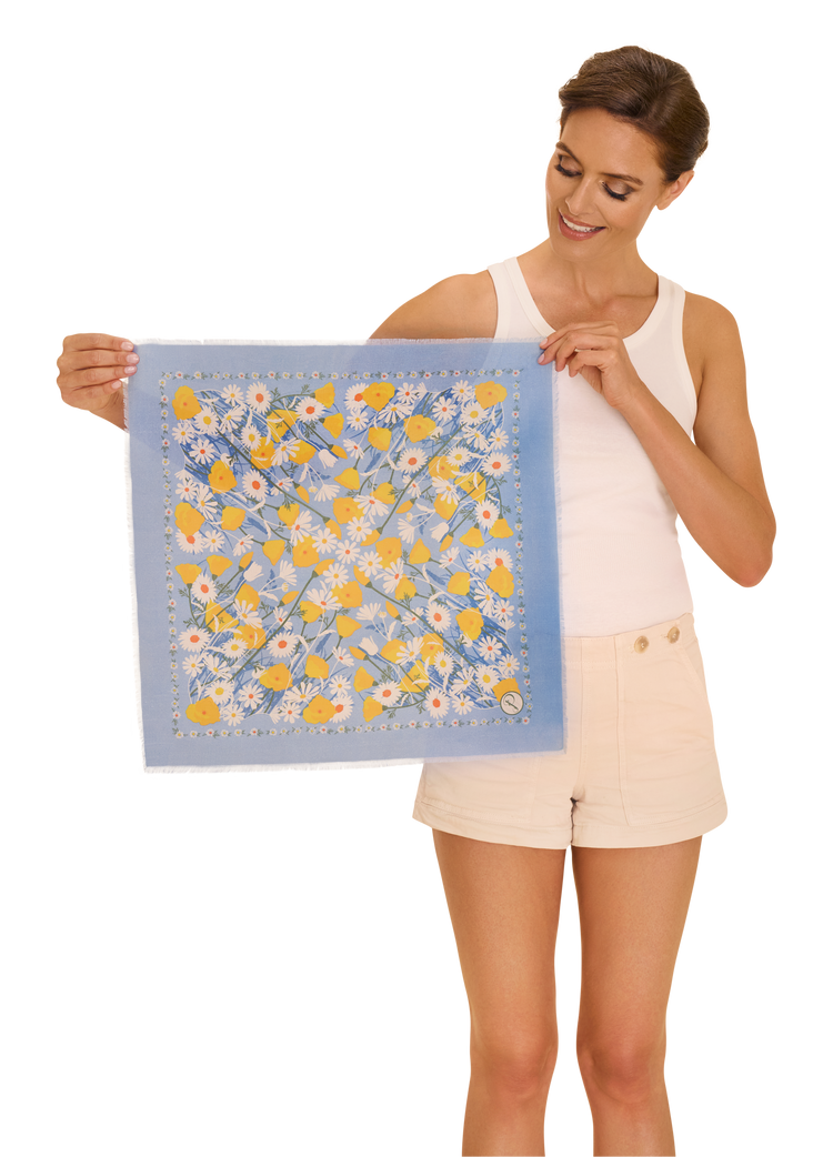 Powder Cotton Bandana - Marvelous Meadow - Powder Blue-White finn