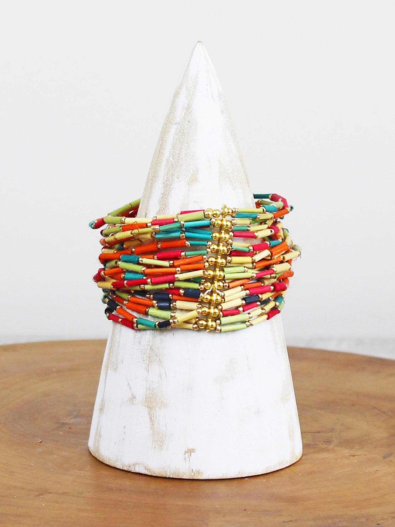 Suzie Blue Elasticated Grass Bead Bracelet DC1505-Bracelet-White finn