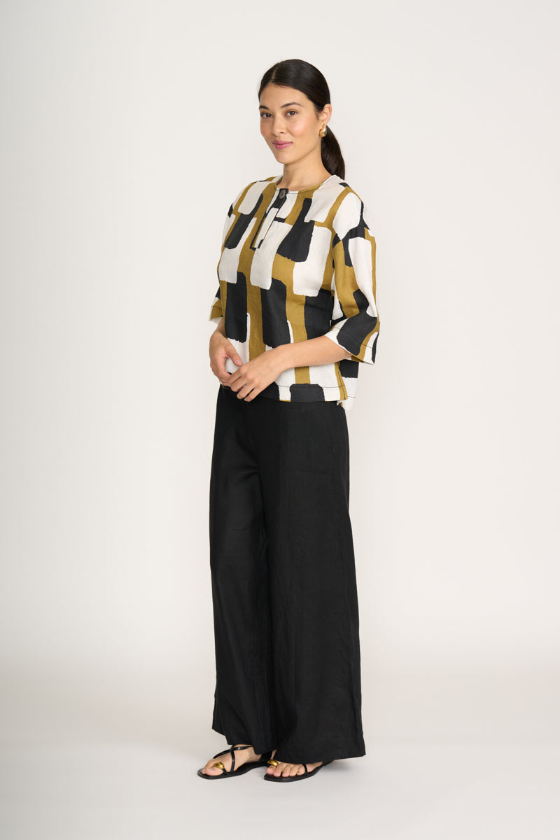 Foil Looking Sharp Top Art Box