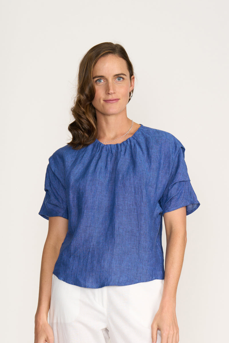 Foil Pleat Greet Top Capri-Foil-White finn