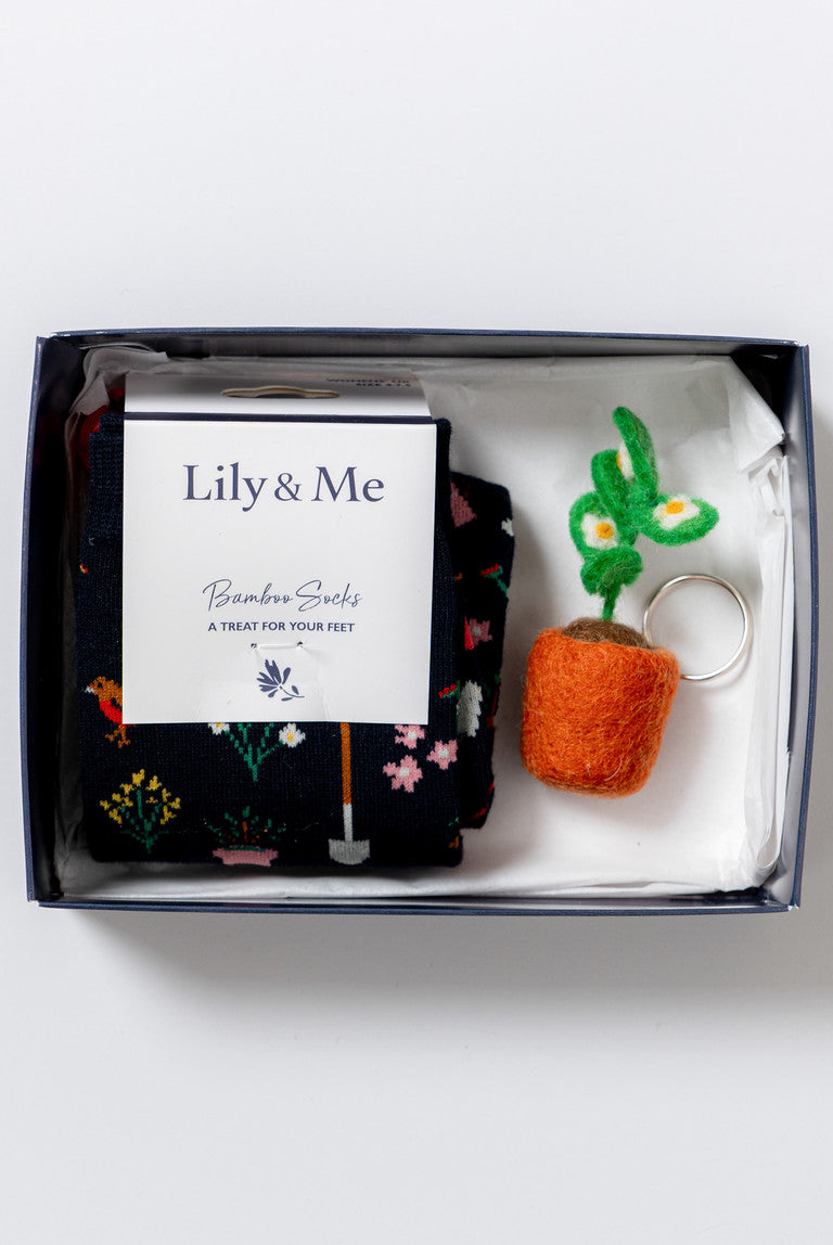 Lily and Me Keyring and Sock Gift Box Set-White finn
