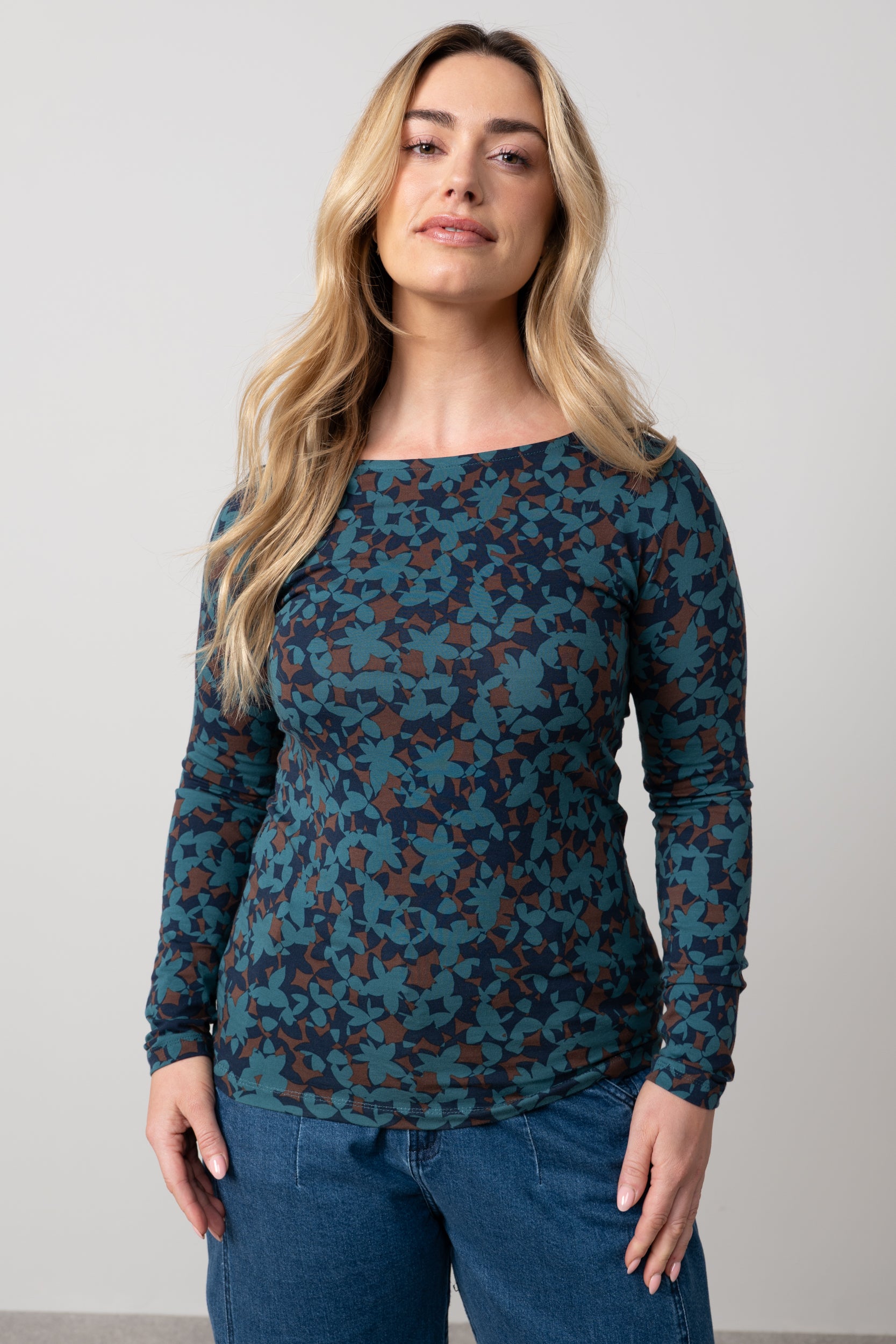Lily and Me Monica Top Geo Bloom-Tops-White finn