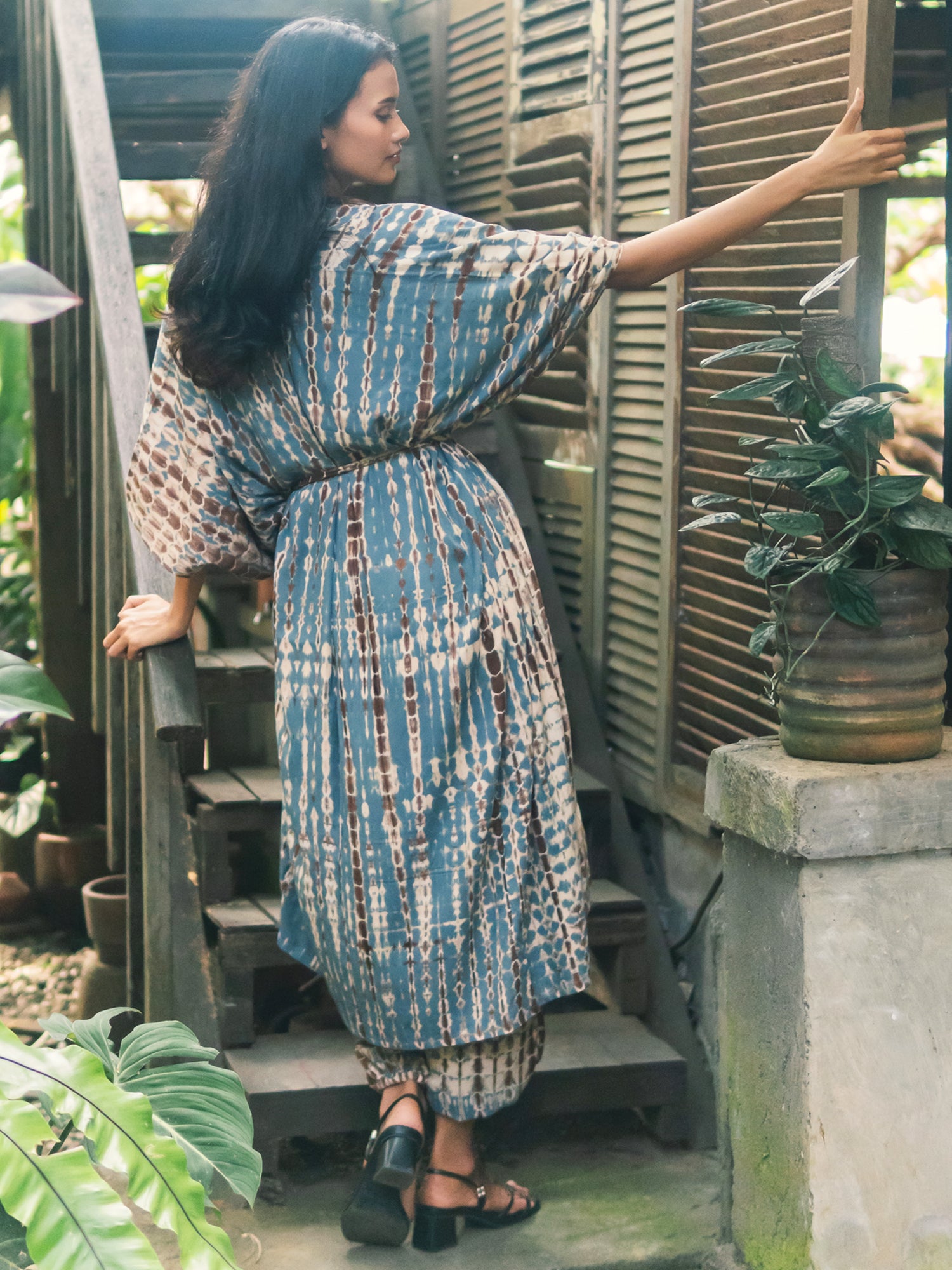 Suzie Blue Tie Dye Kimono
