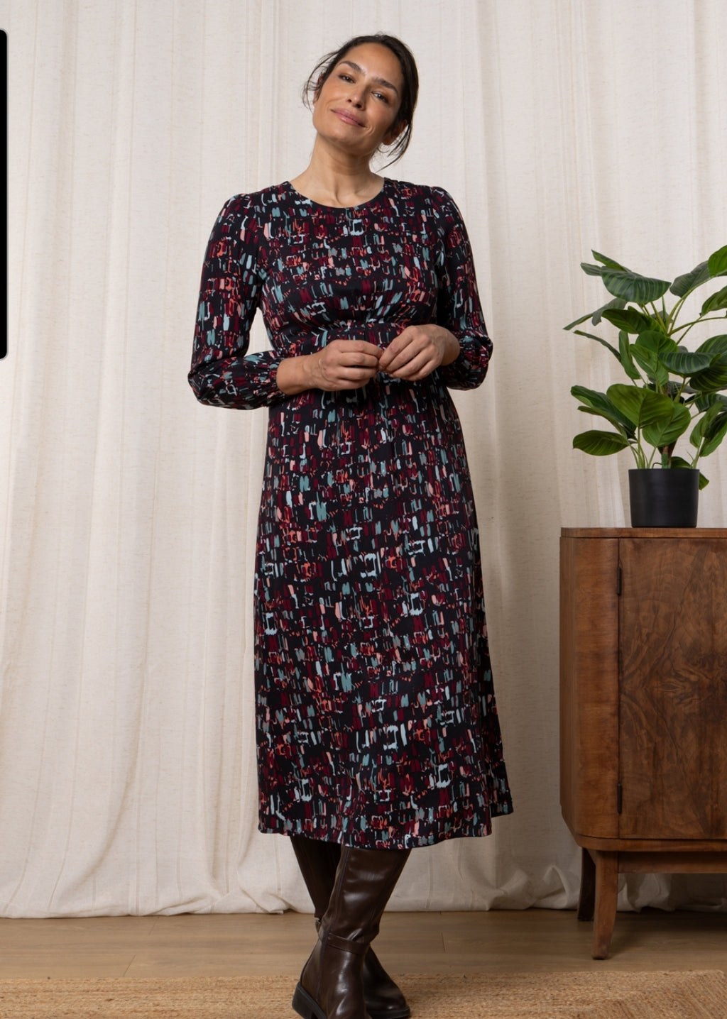 Lily and Me Celia Dress Cobbles-White finn