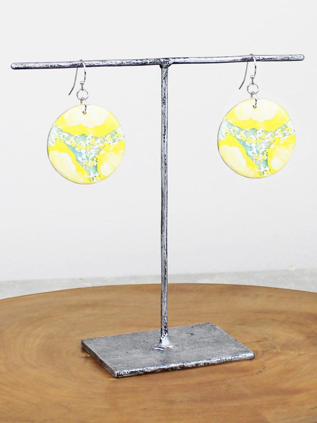 Suzie Blue Marbled Resin Disc Earrings UJ1534