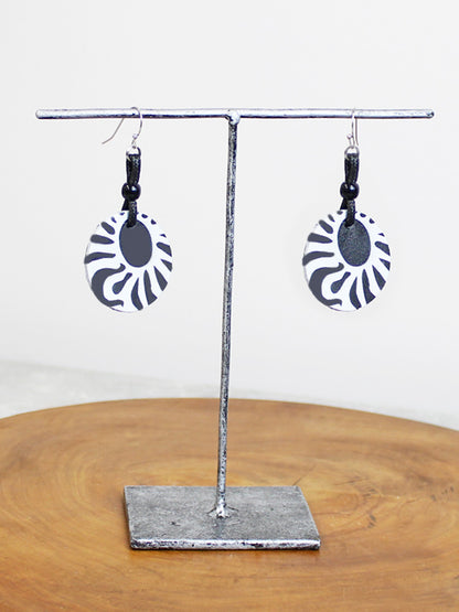 MONOCHROME LEATHER EARRINGS UJ6411