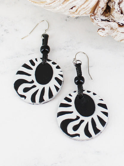 MONOCHROME LEATHER EARRINGS UJ6411