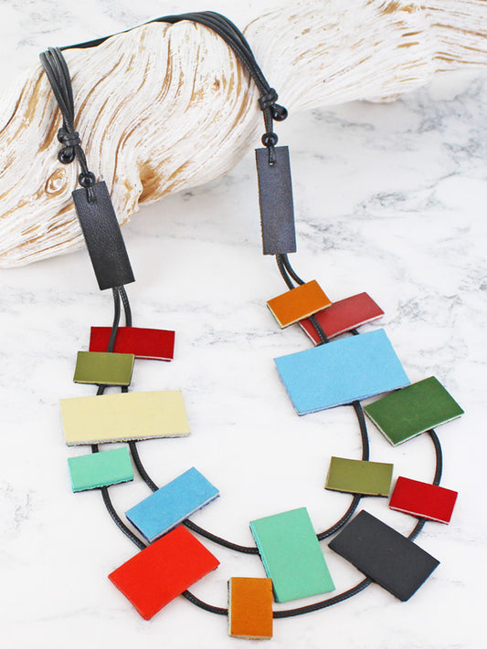 LONG RECTANGULAR LEATHER NECKLACE (MULTI UJ6432