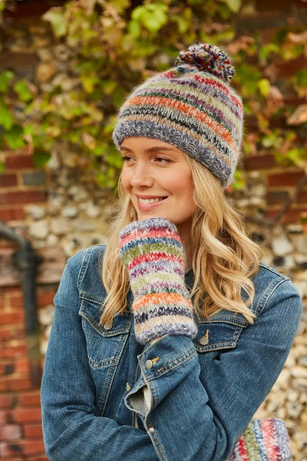 Pachamama Coroico Bobble Beanie-Hat-White finn