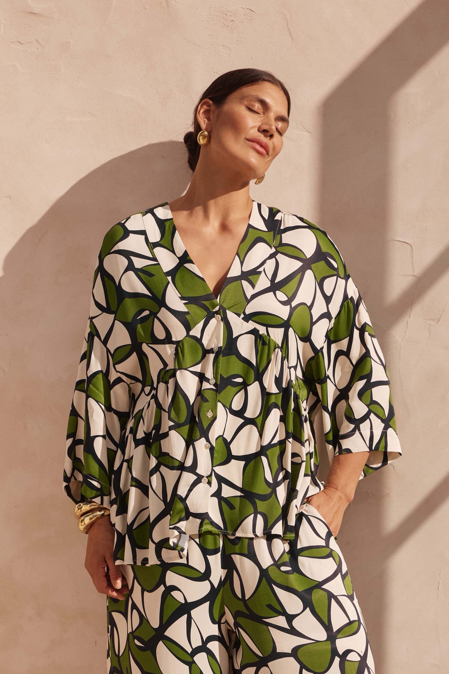 Tirelli V Neck Peplum Top Rayon Green Oasis-Shirts & Tops-White finn