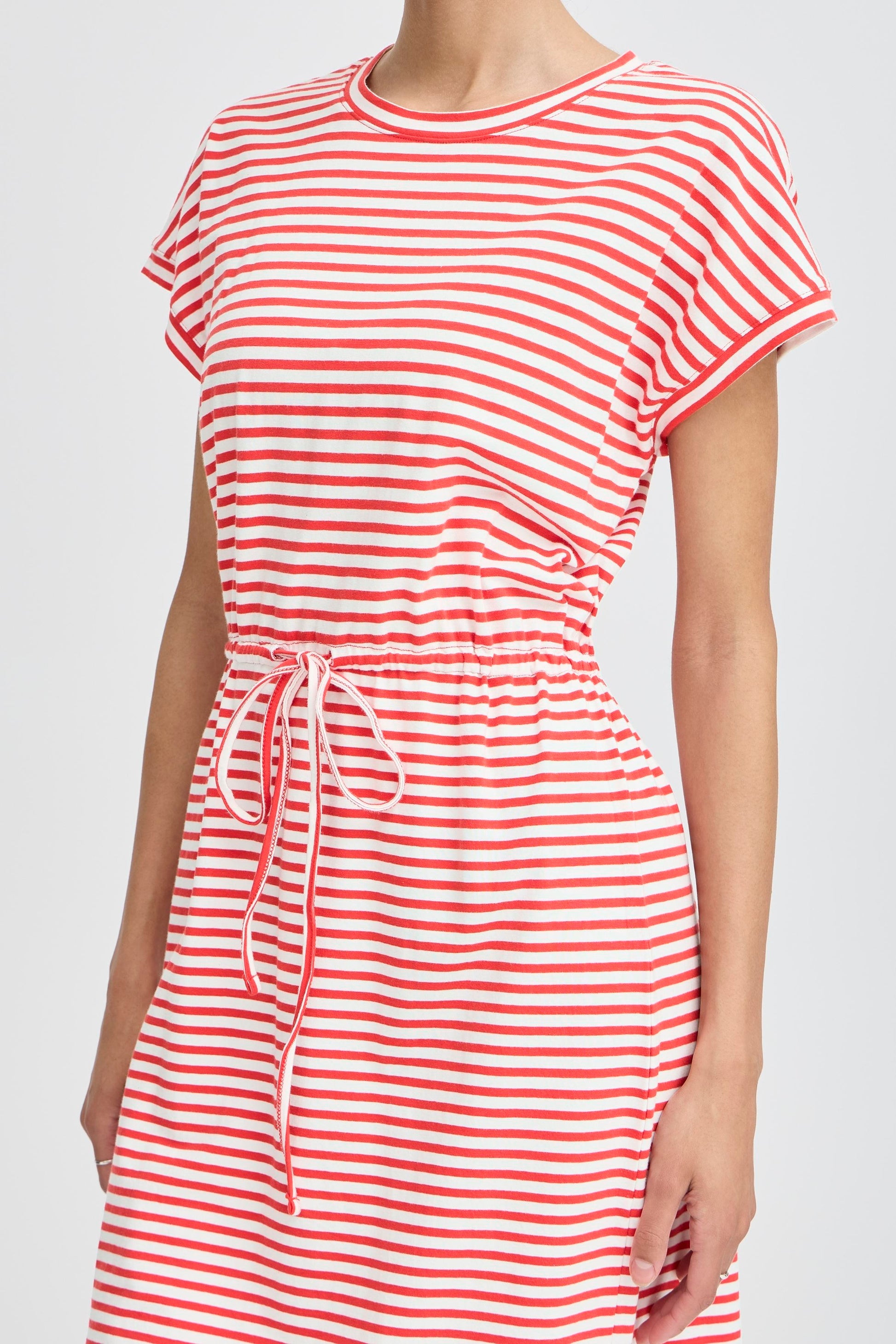 B young Bypandinna Dress-White finn