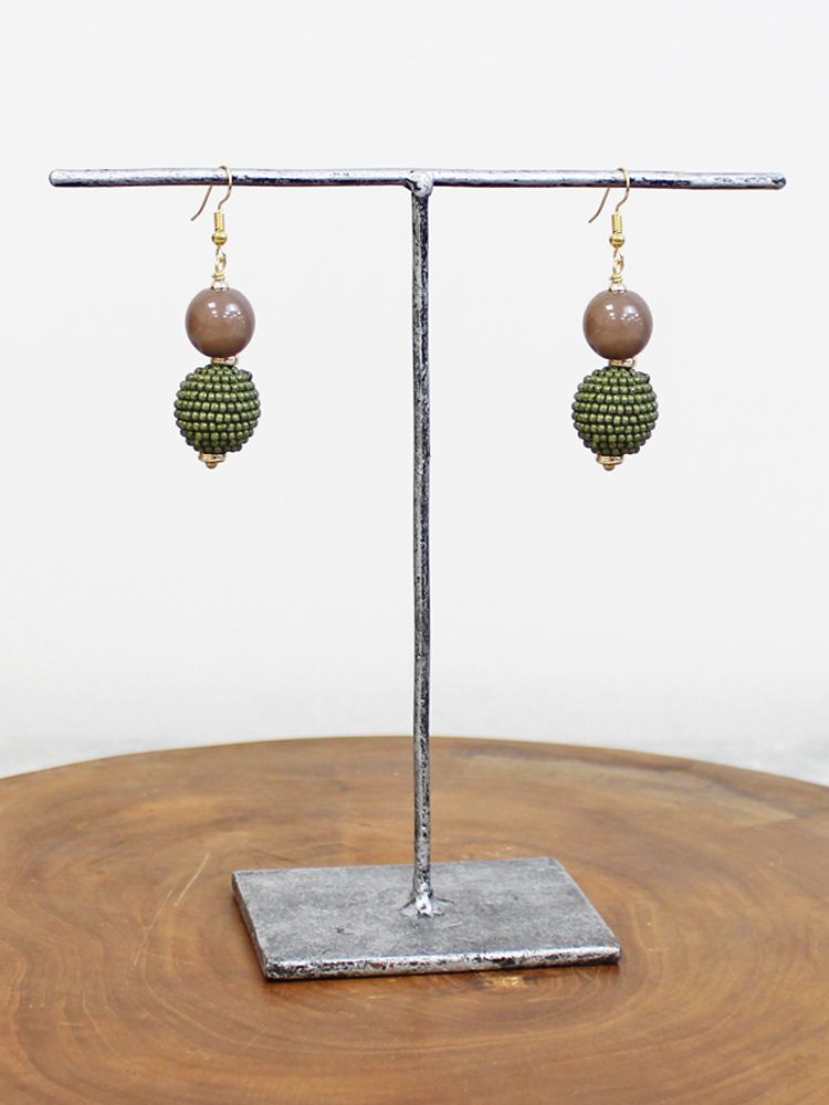 Beaded Ball Earrings AY6614